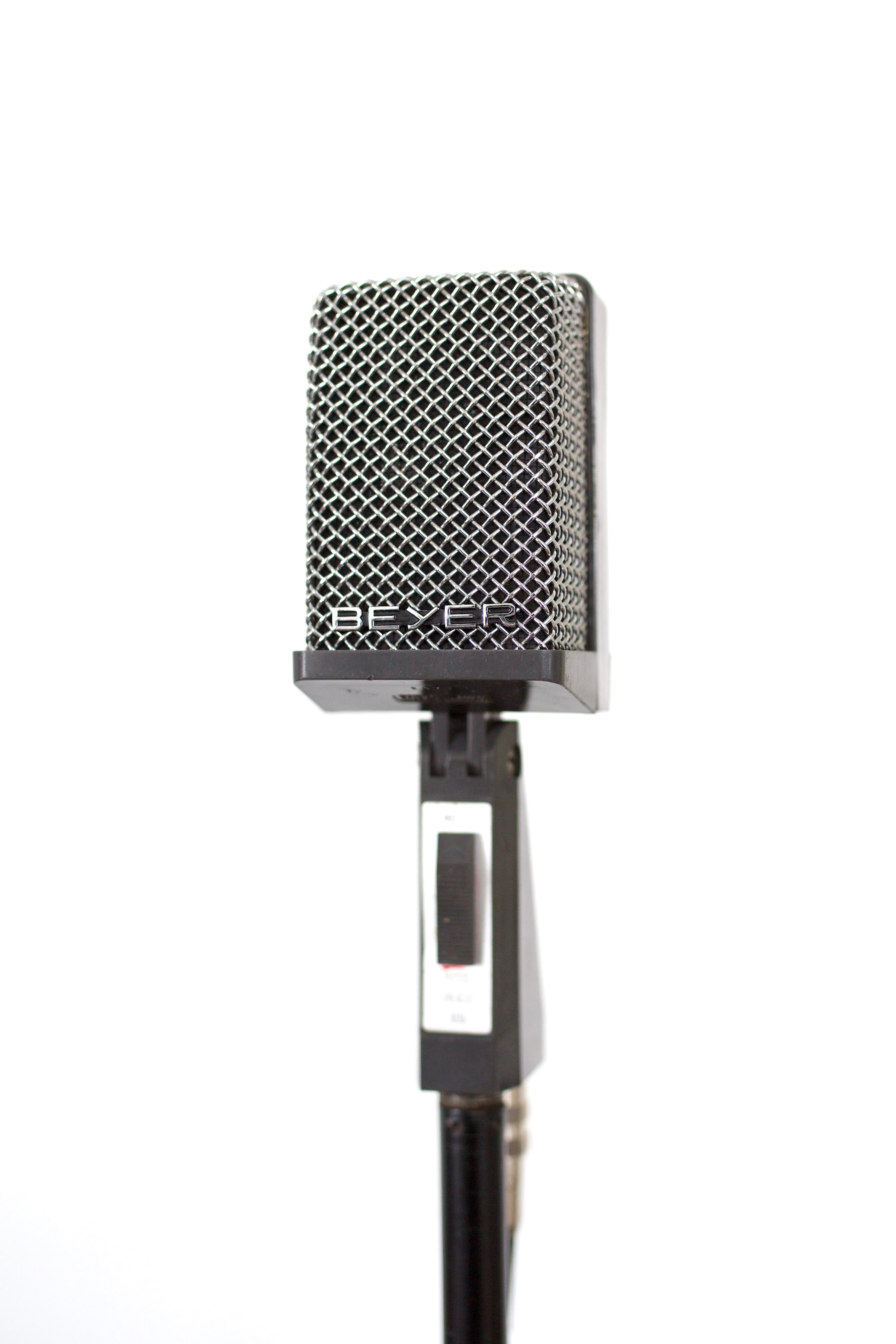 Beyerdynamic M320 Ribbon Microphone