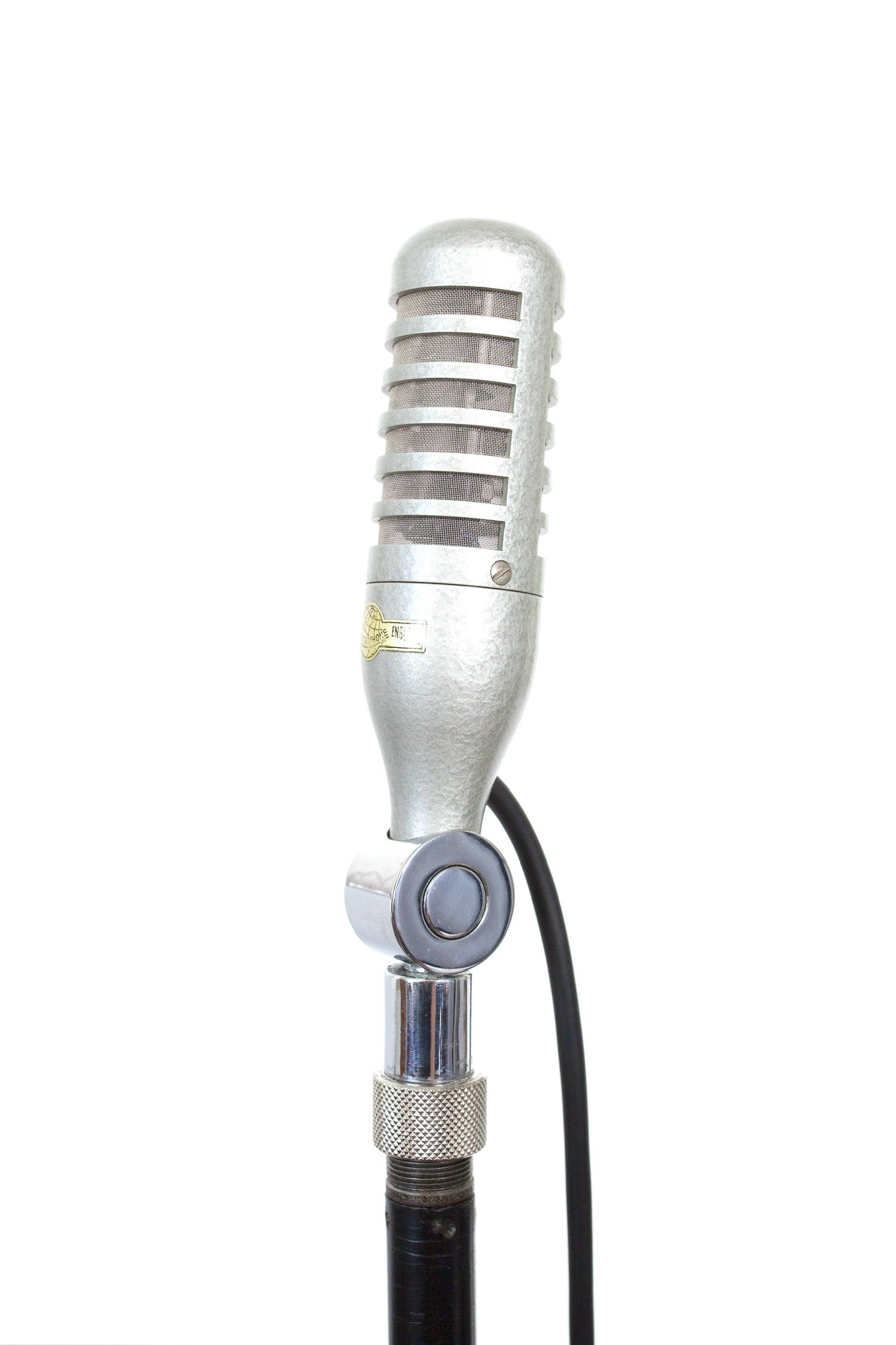 Lustraphone VR64 Ribbon Microphone