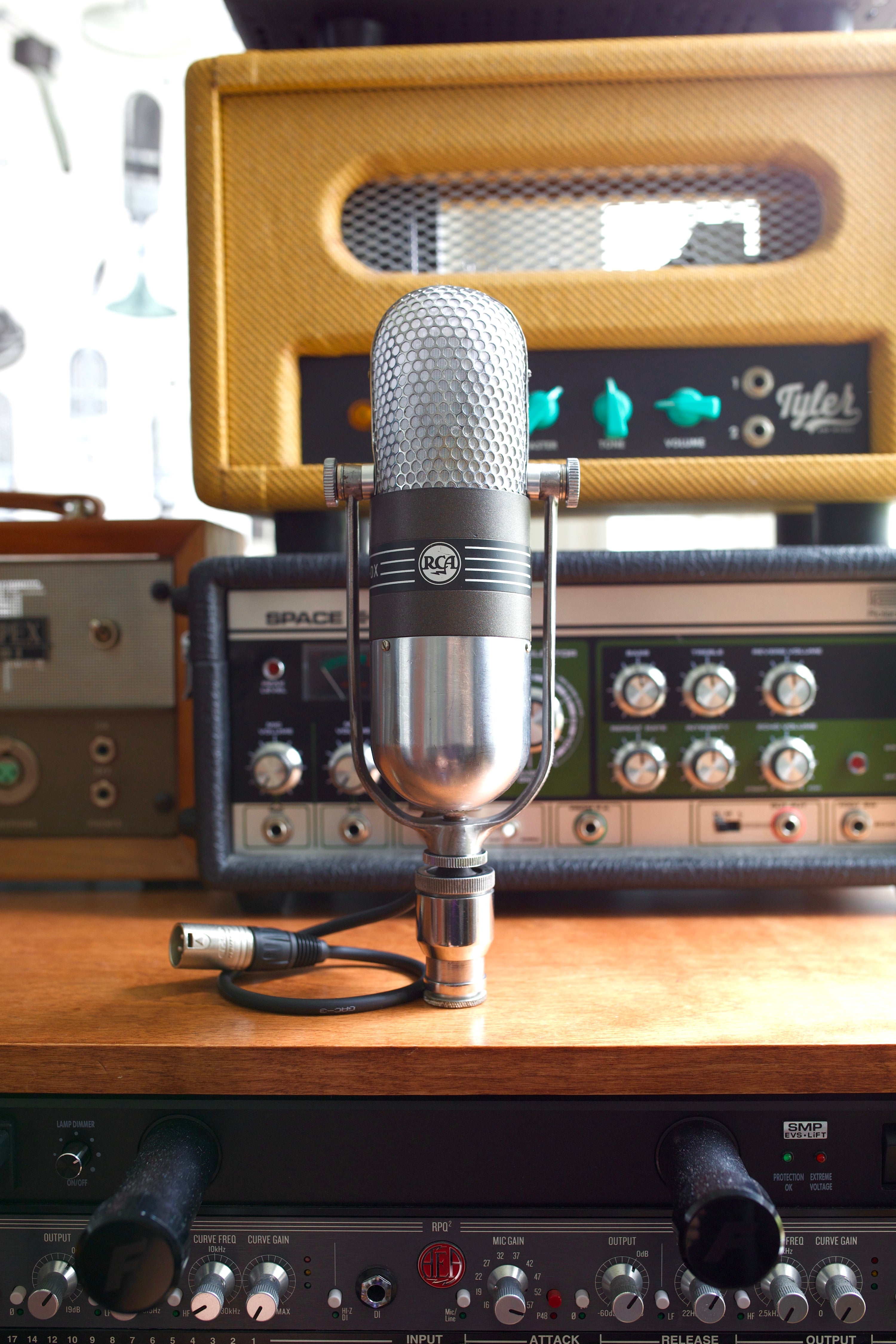 RCA 77-DX Ribbon Microphone