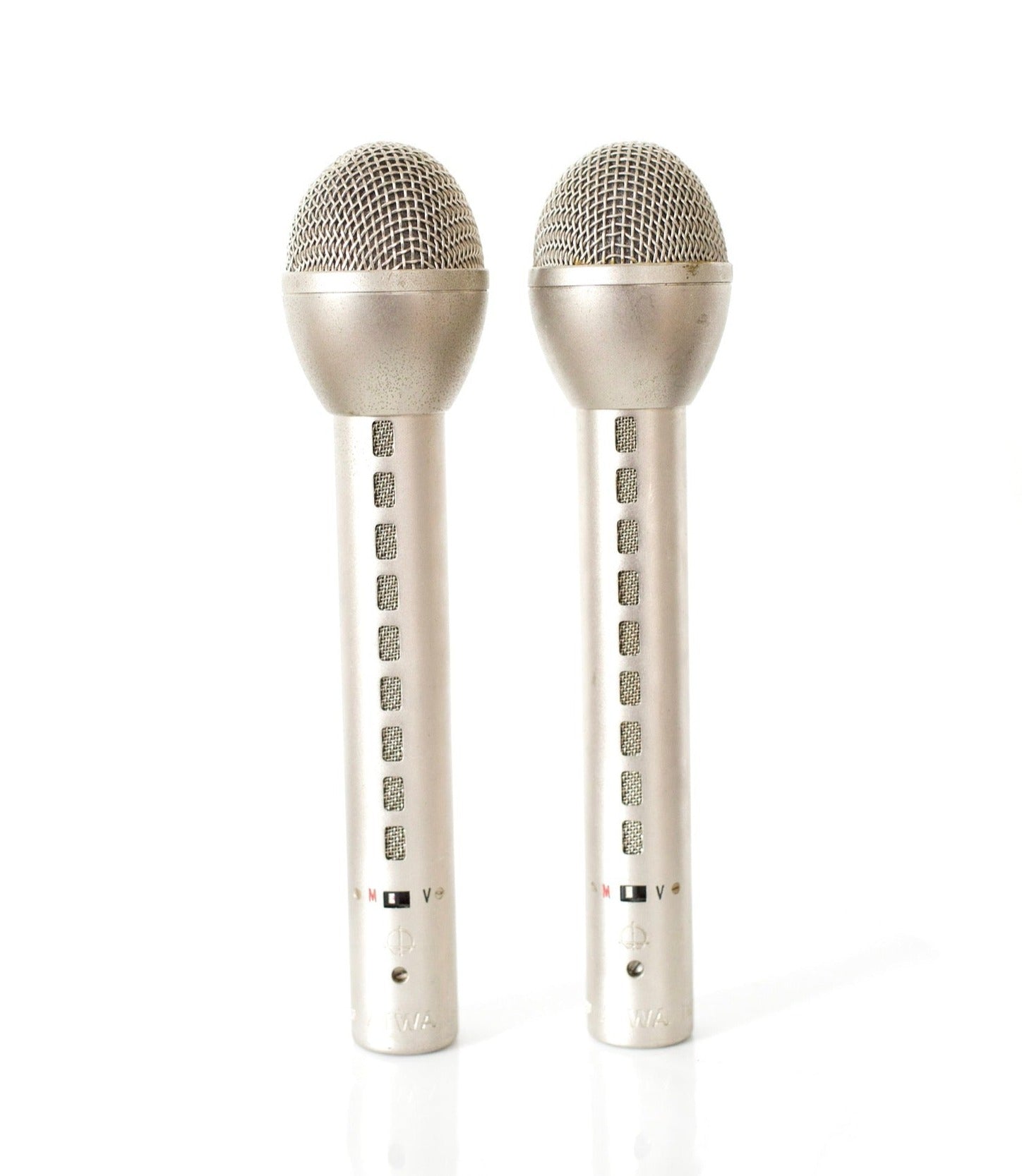 Aiwa DM90 Dynamic Microphone – Cole Picks Vintage