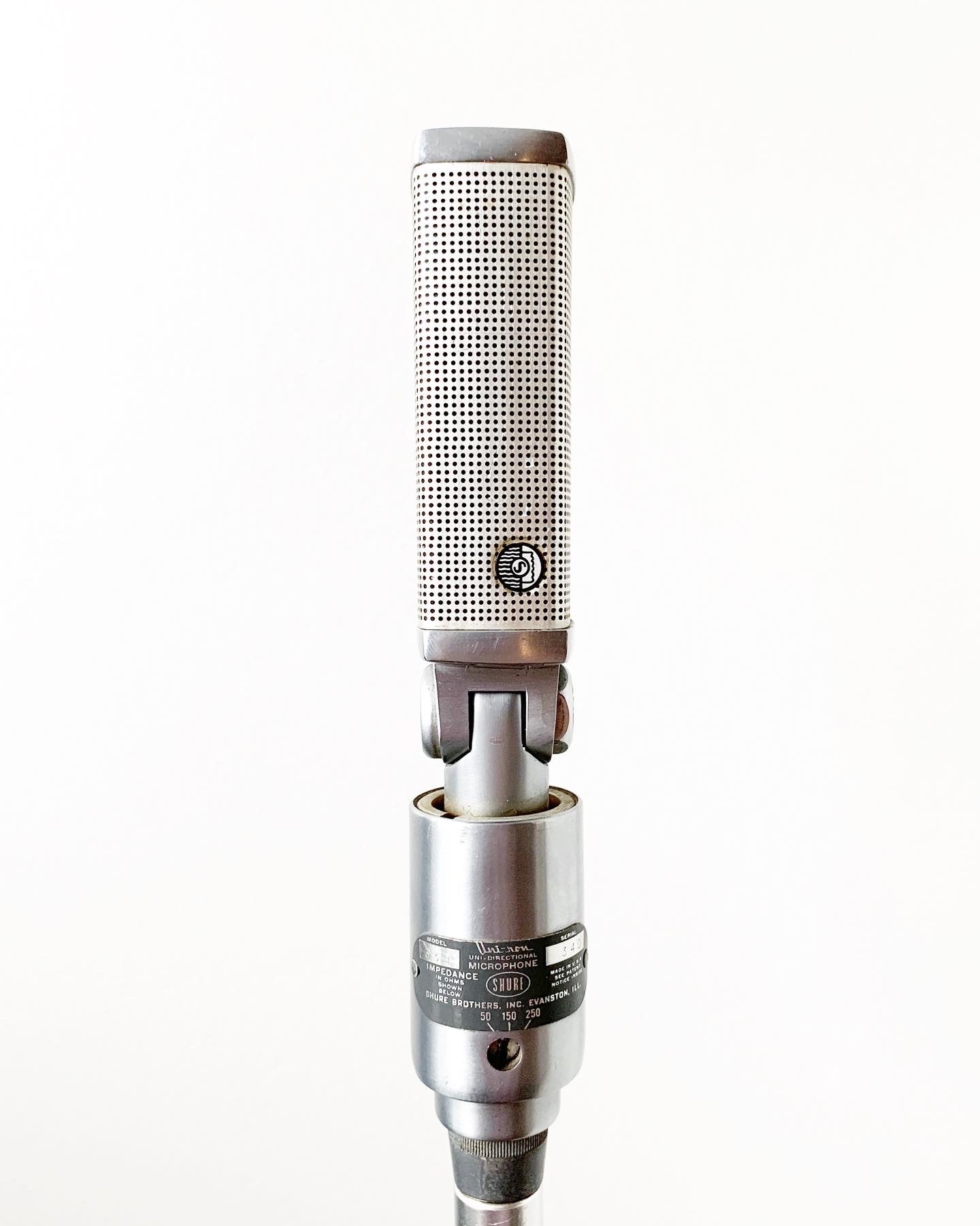 Shure 330 Ribbon Microphone