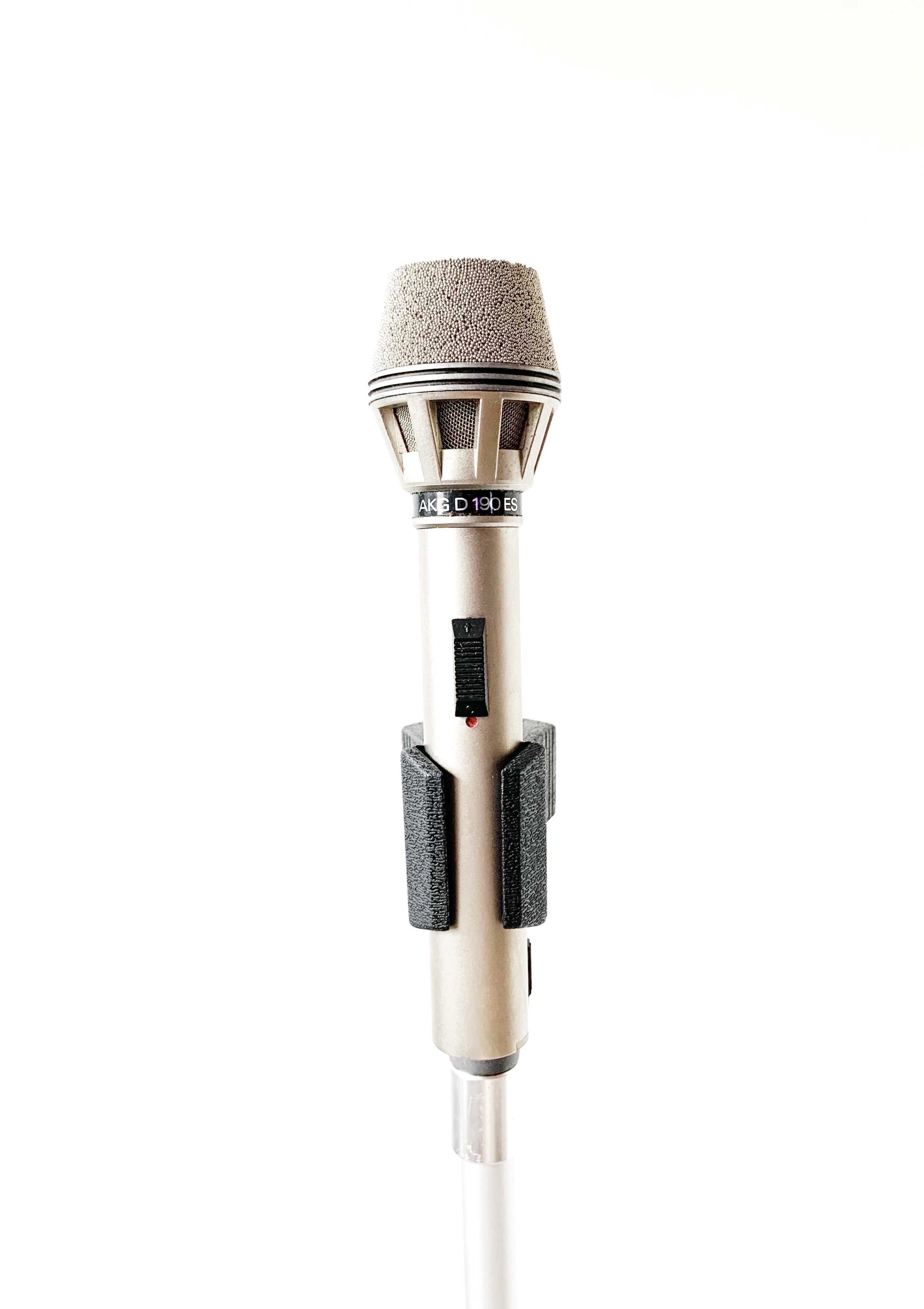 AKG D190ES Dynamic Microphone