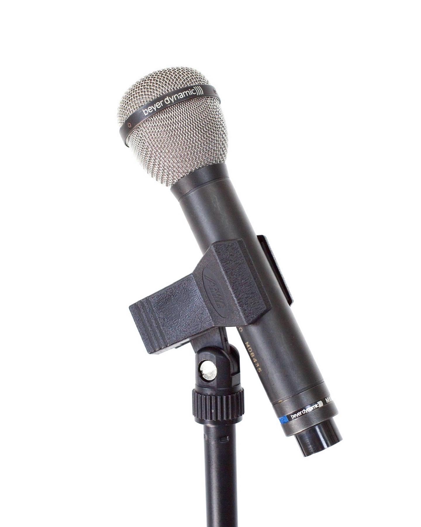 M 88: Dynamic moving-coil microphone