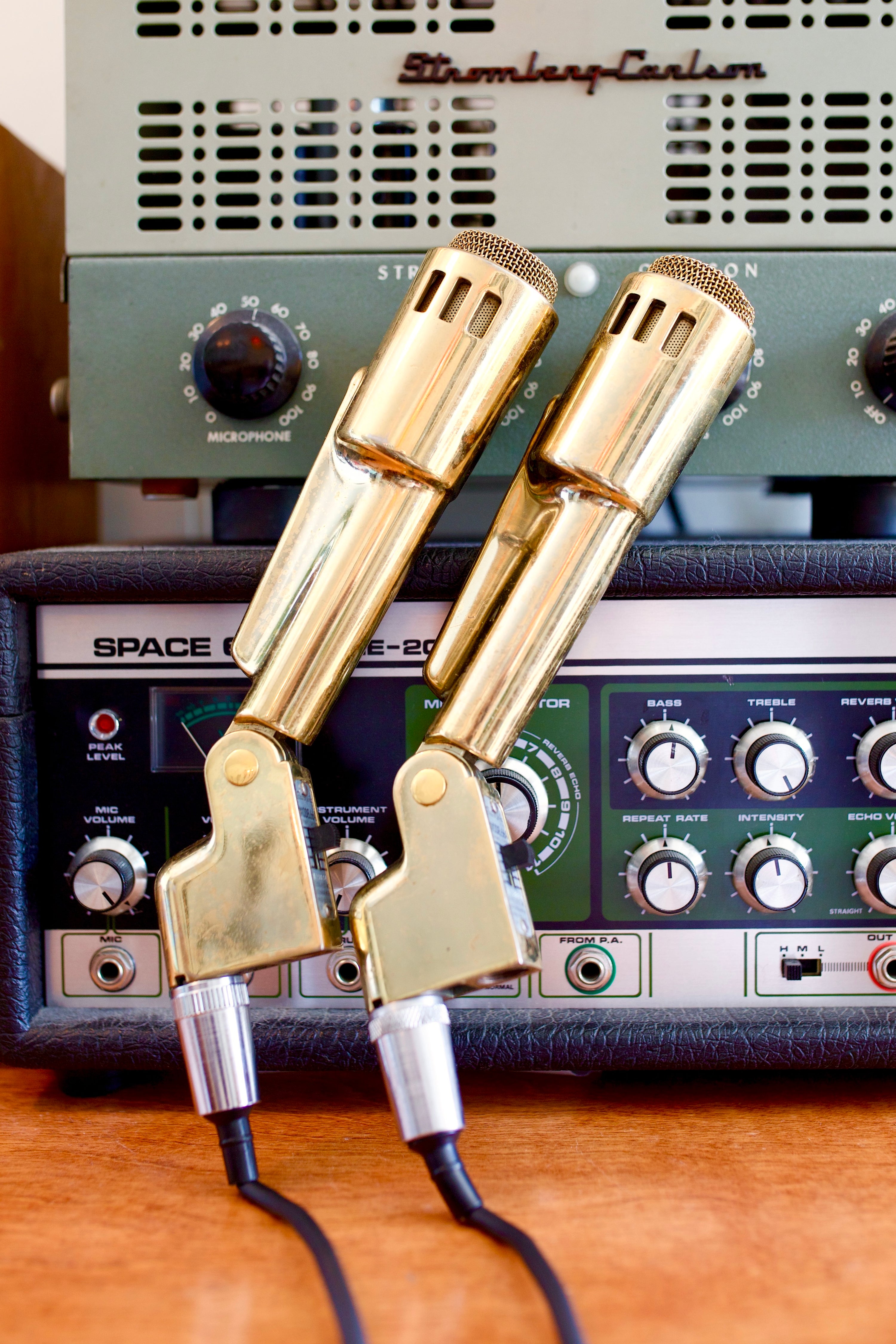 Electro Voice 664 “Gold” Dynamic Microphone Pair