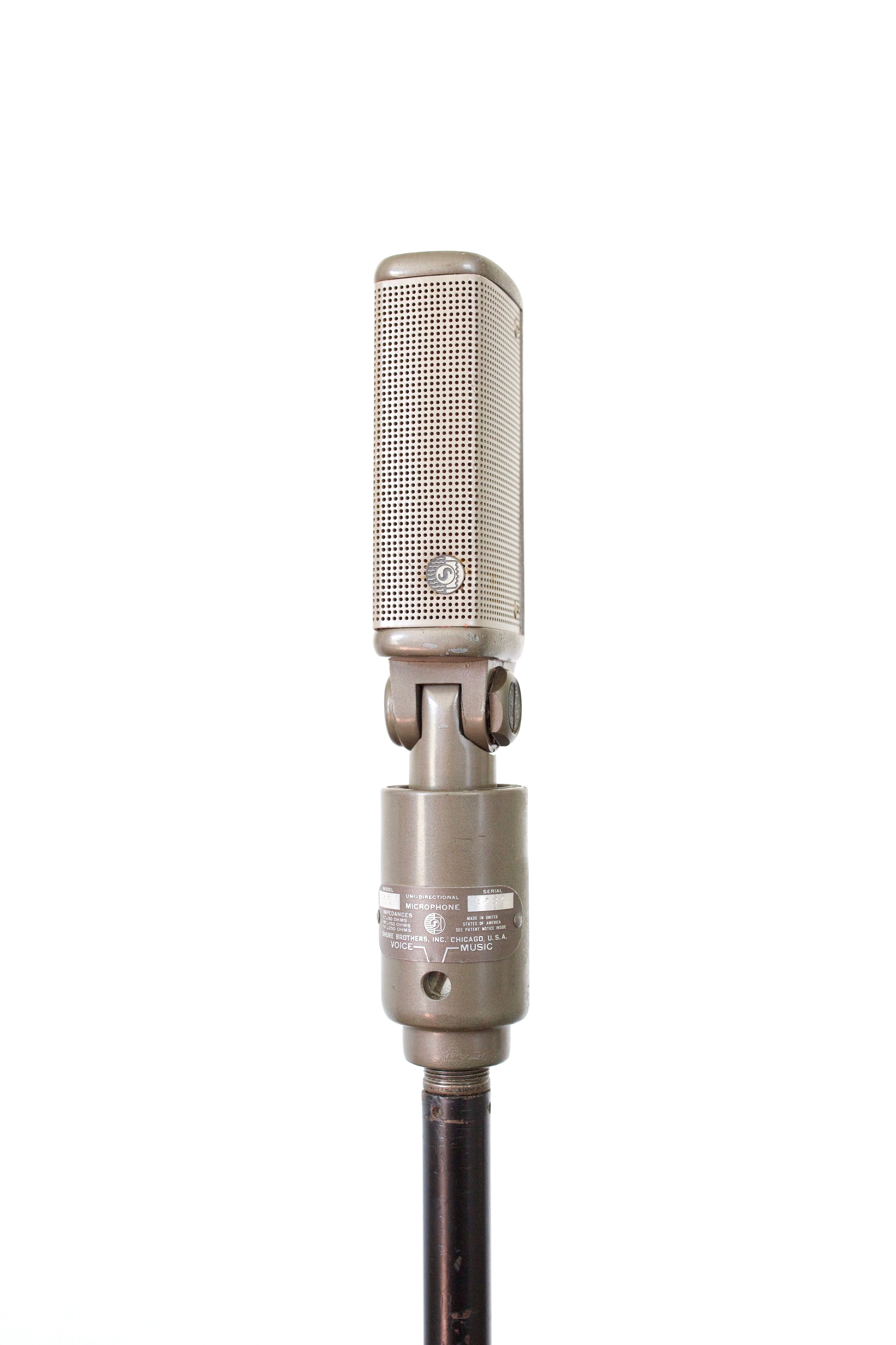 w*o様 SHURE SM63 Shure SM63 Omnidirectional Dynamic Microphone (Champagne) SM63
