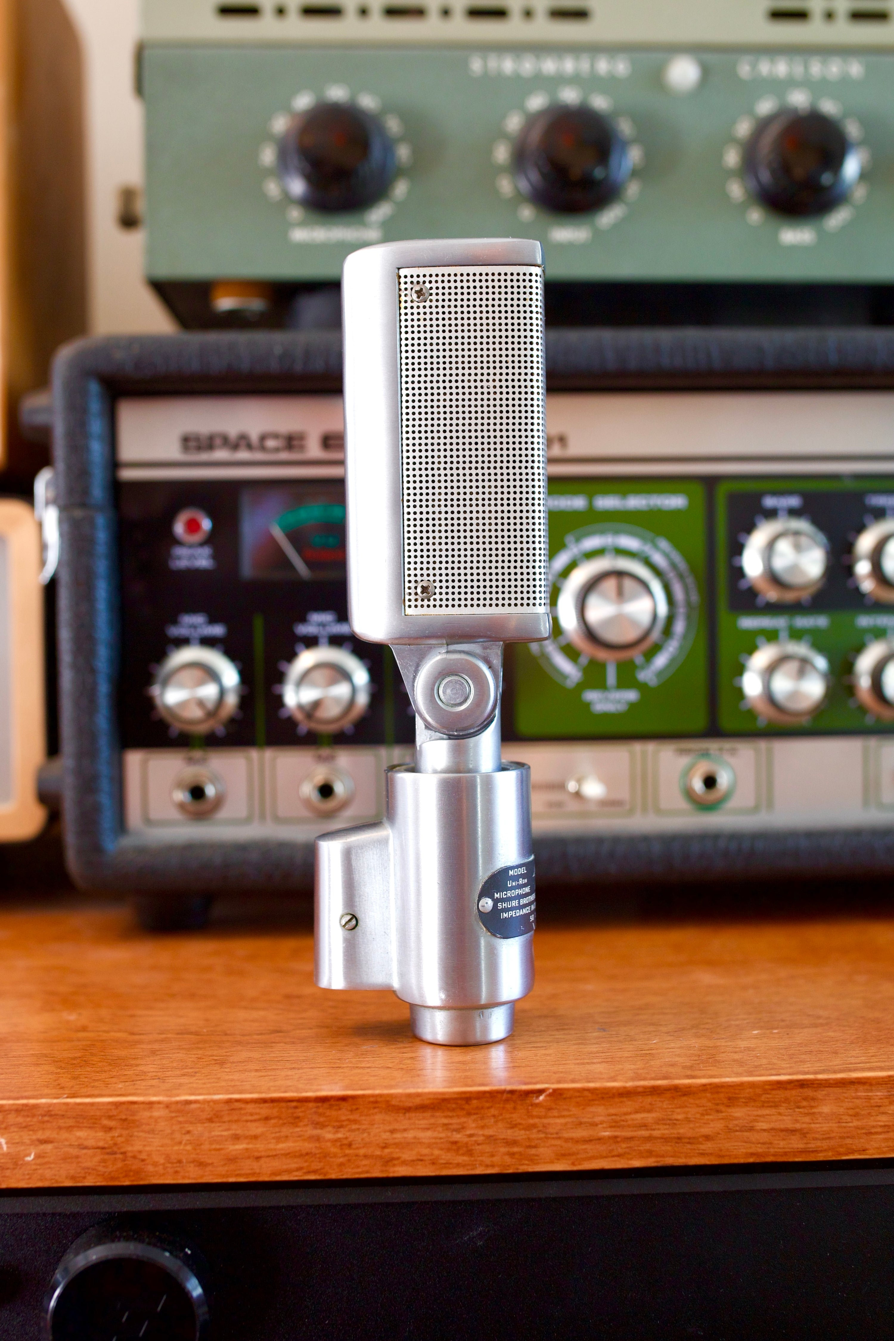 Shure 330 Ribbon Microphone