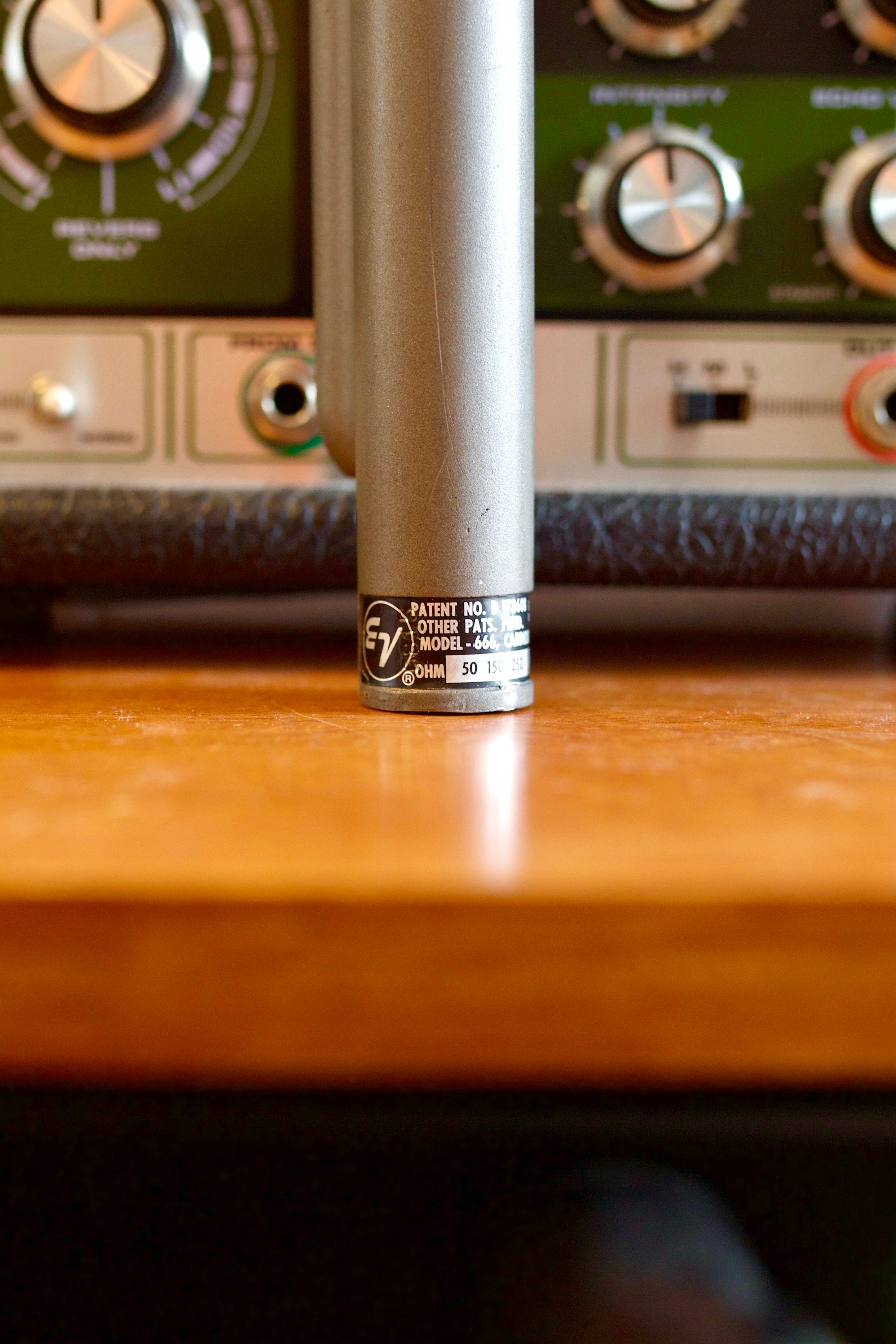 Electro Voice 666 Dynamic Microphone