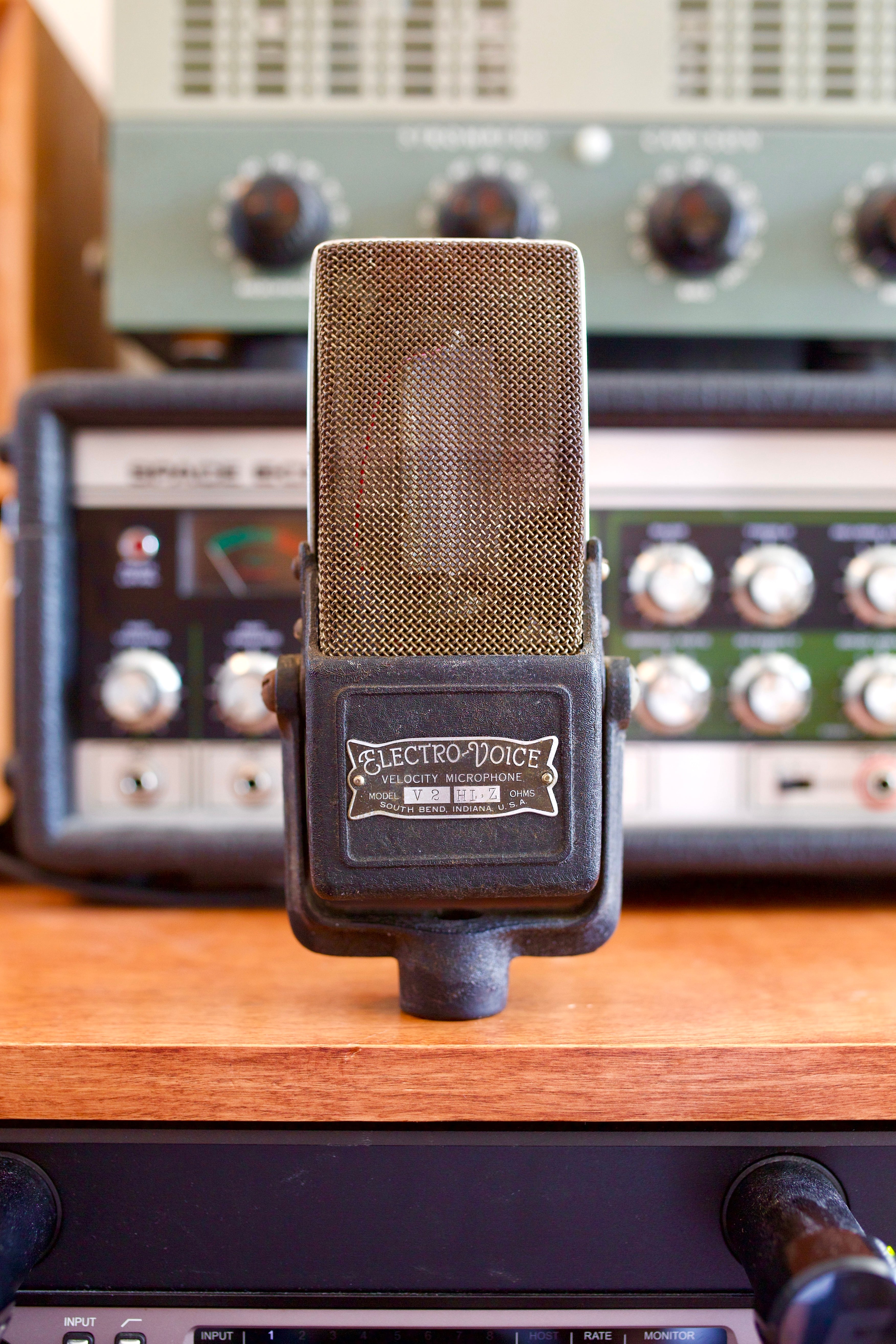 Electro Voice V2 Ribbon Microphone – Cole Picks Vintage