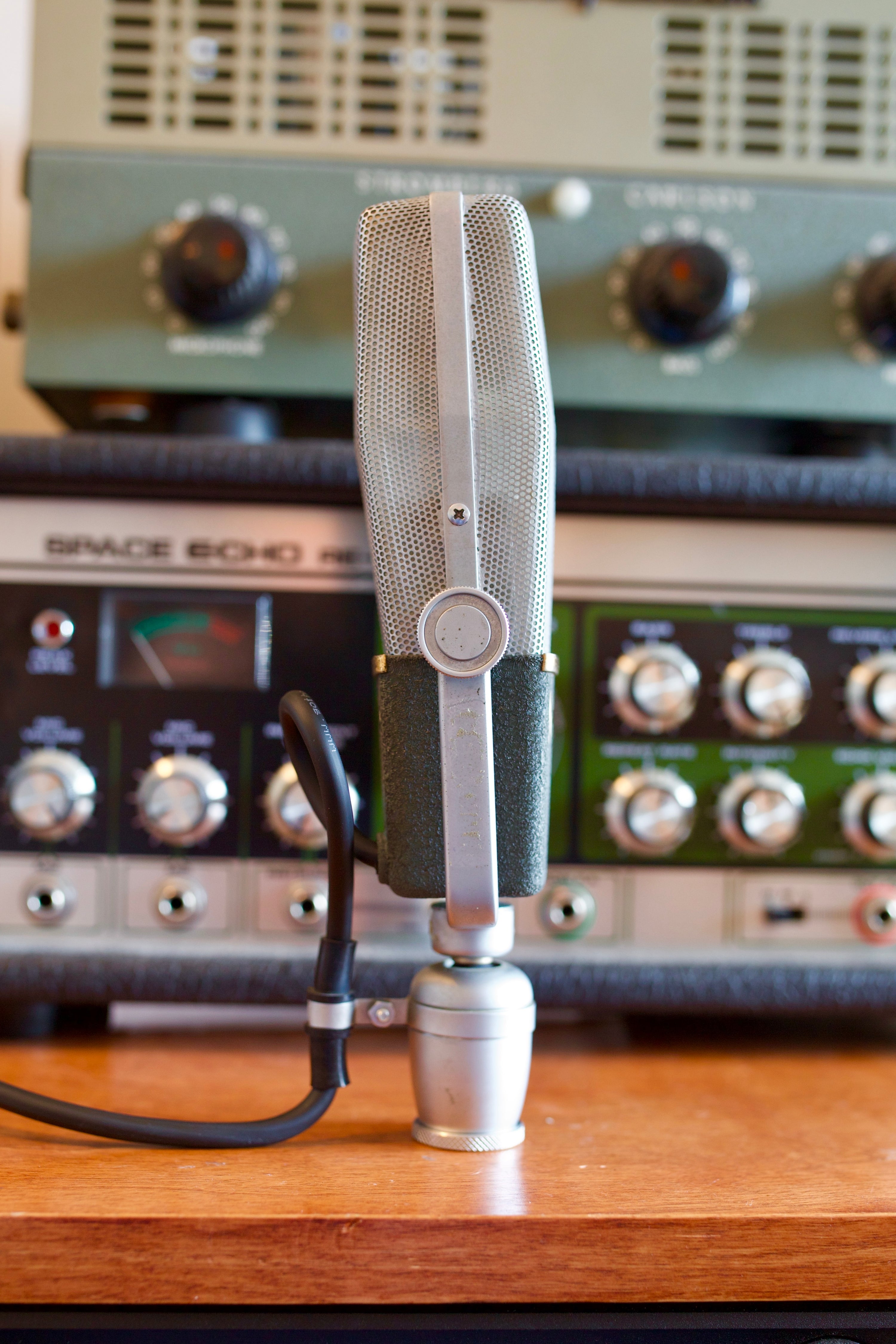 Toshiba RB-1 Ribbon Microphone