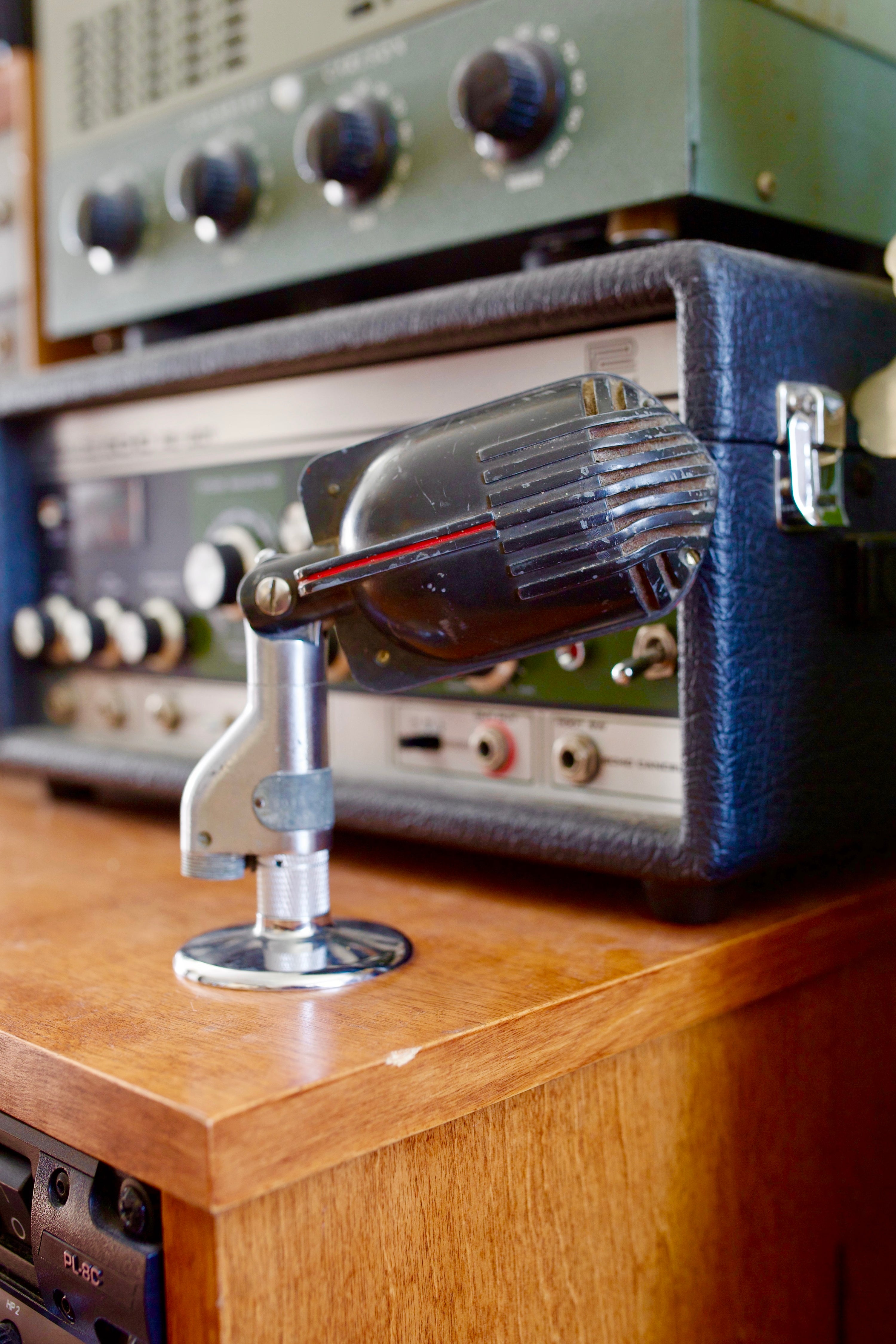 Shure 508 Ribbon Microphone