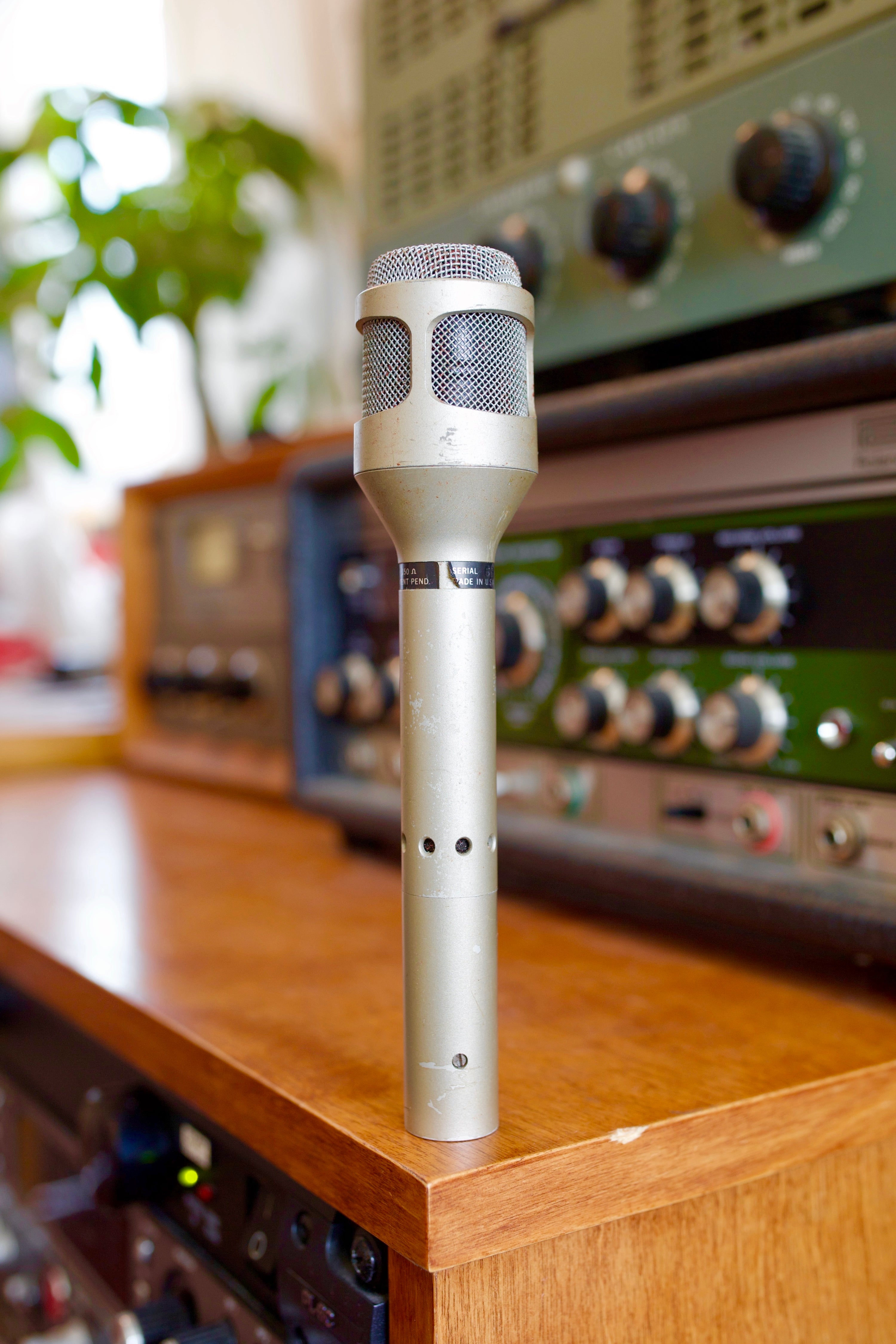 Shure SM53 Dynamic Microphone