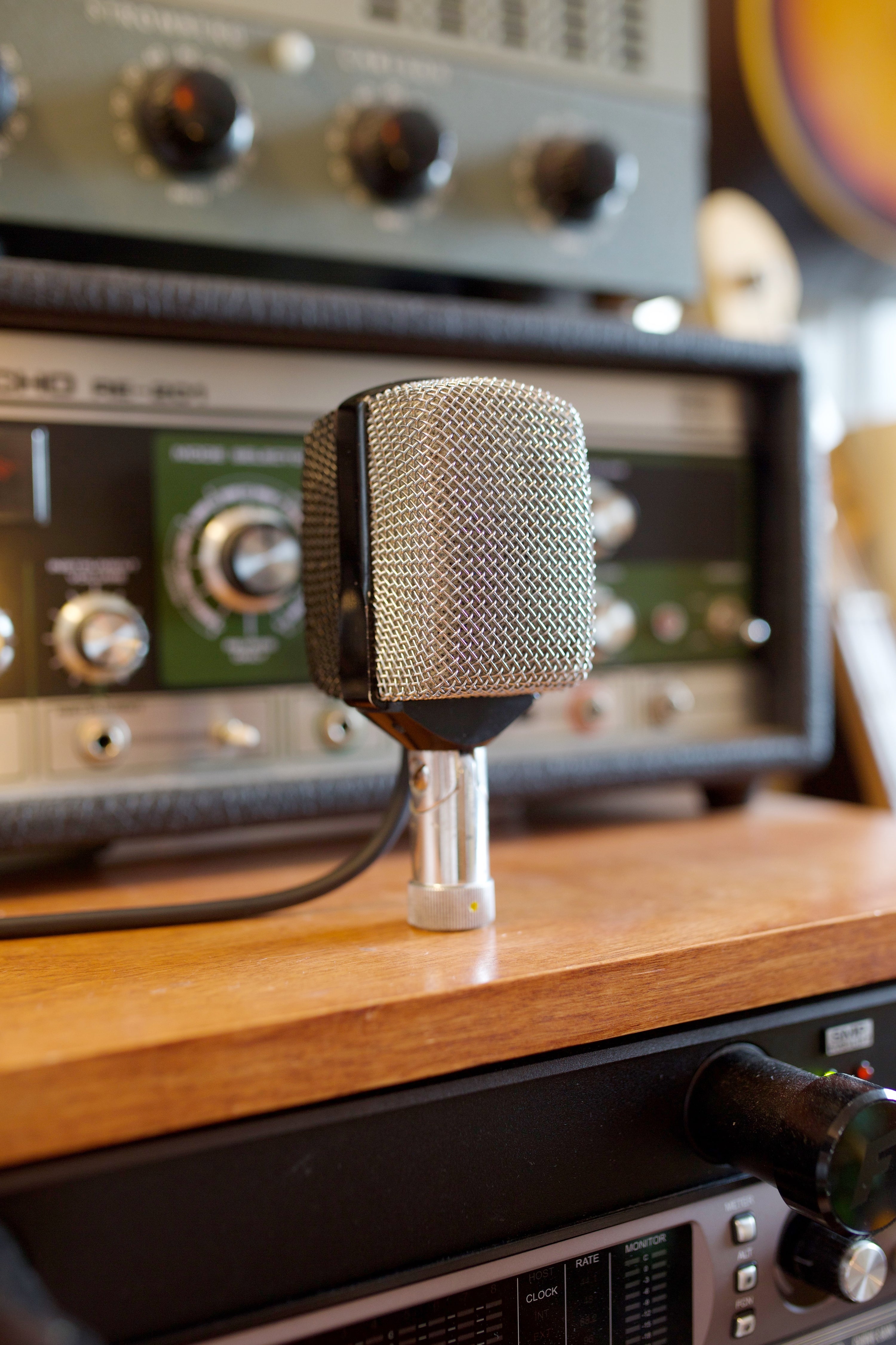 AKG D12 Dynamic Microphone