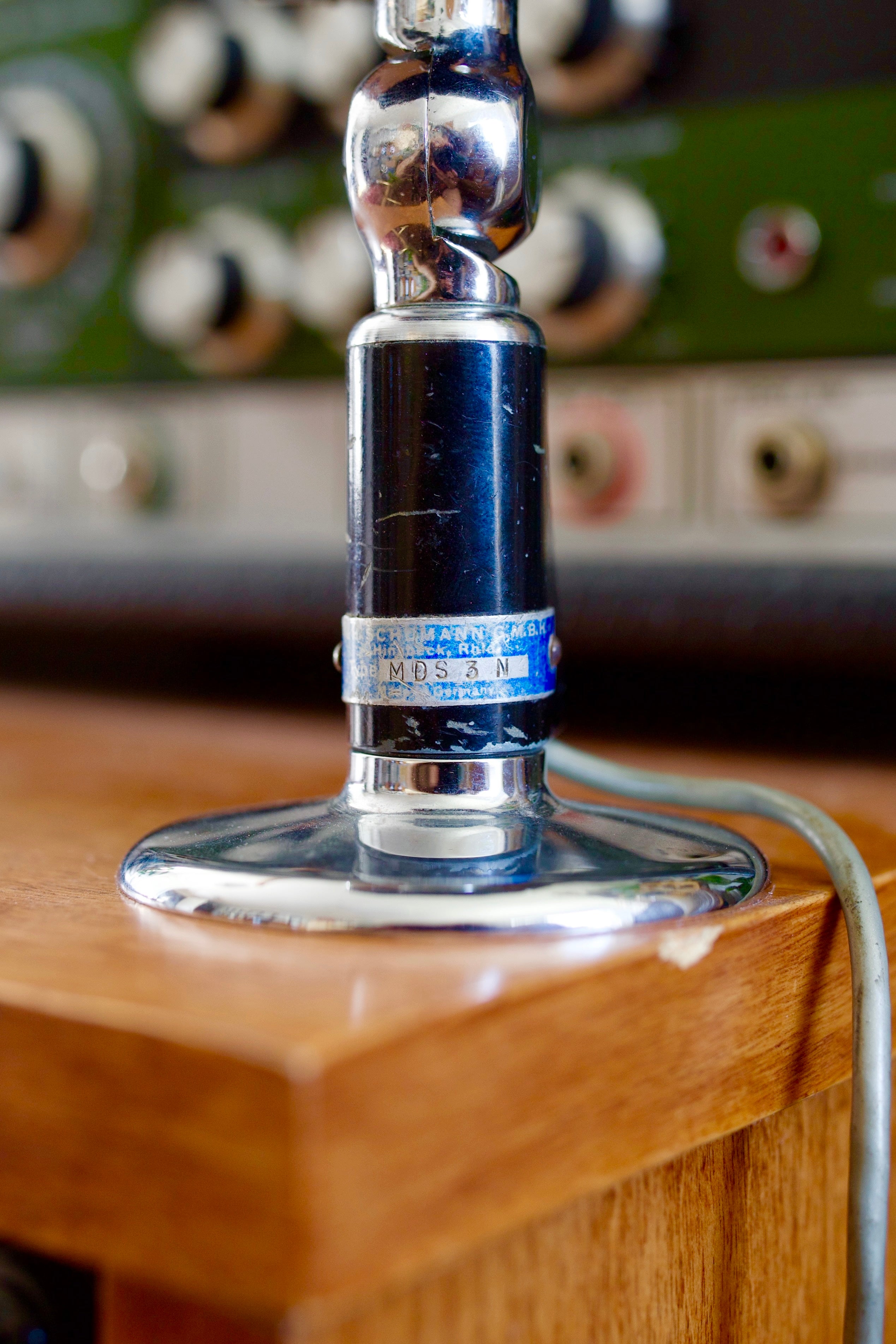 Schumann MDS3N Dynamic Microphone