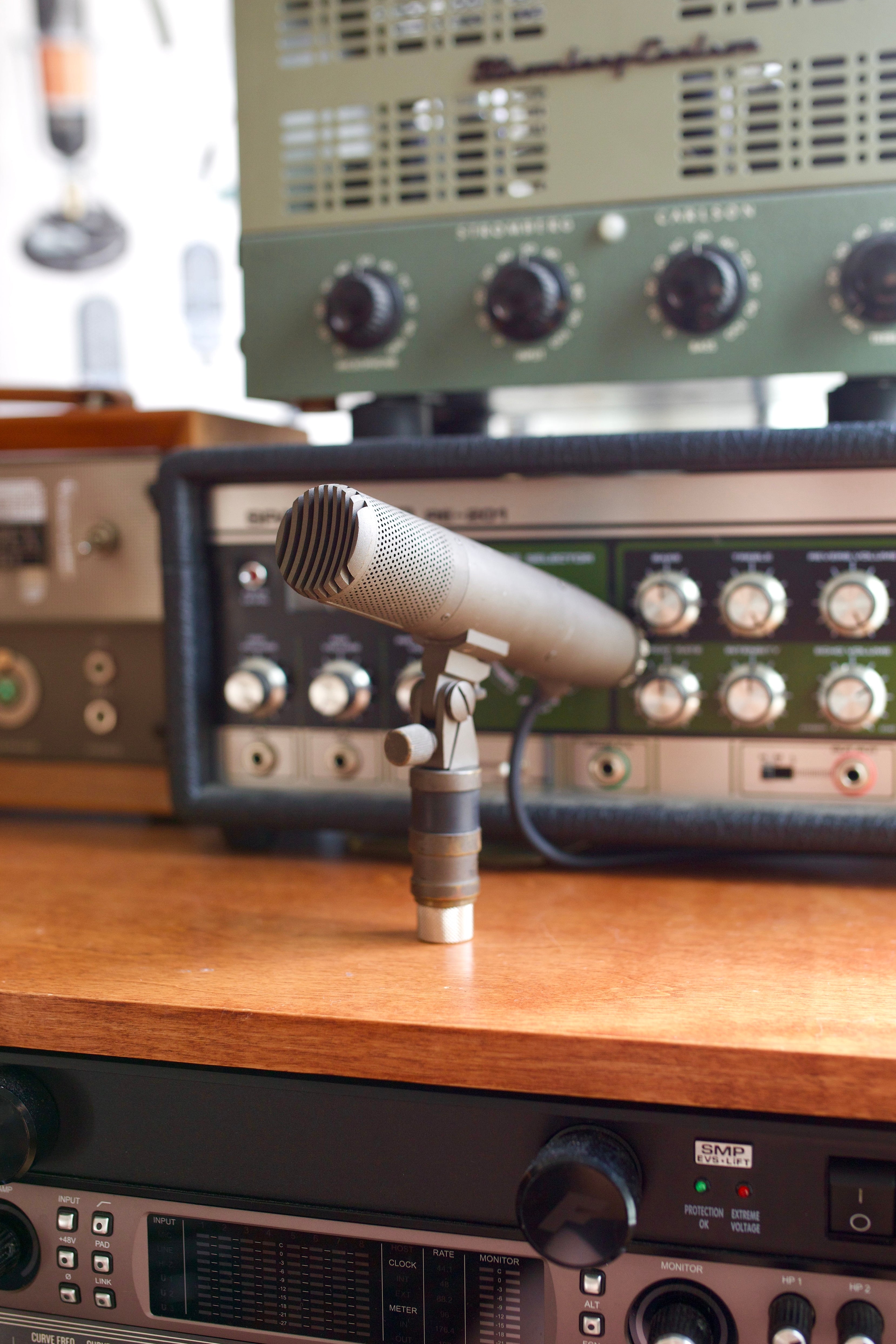 Aiwa VM-18 Ribbon Microphone – Cole Picks Vintage