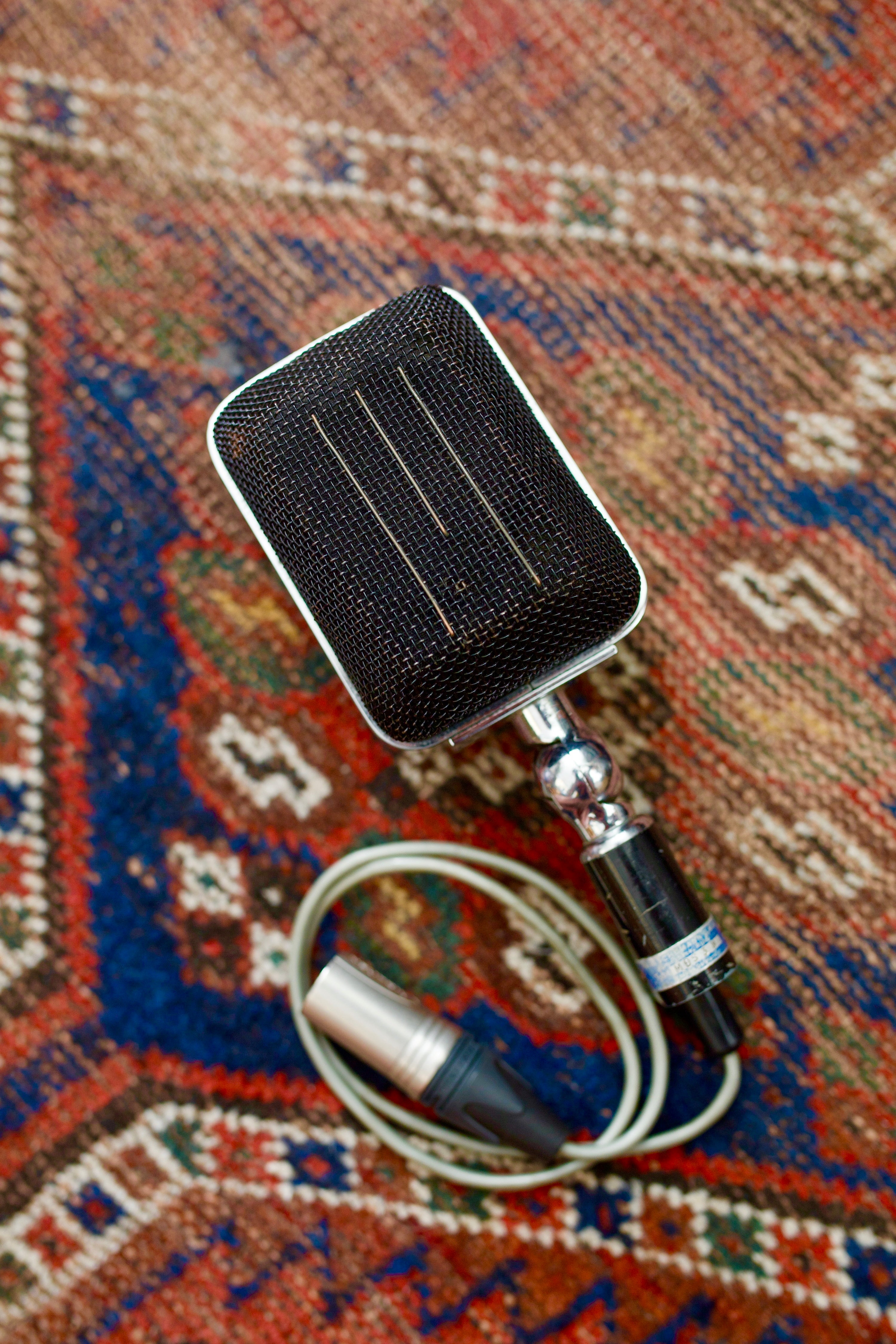 Schumann MDS3N Dynamic Microphone