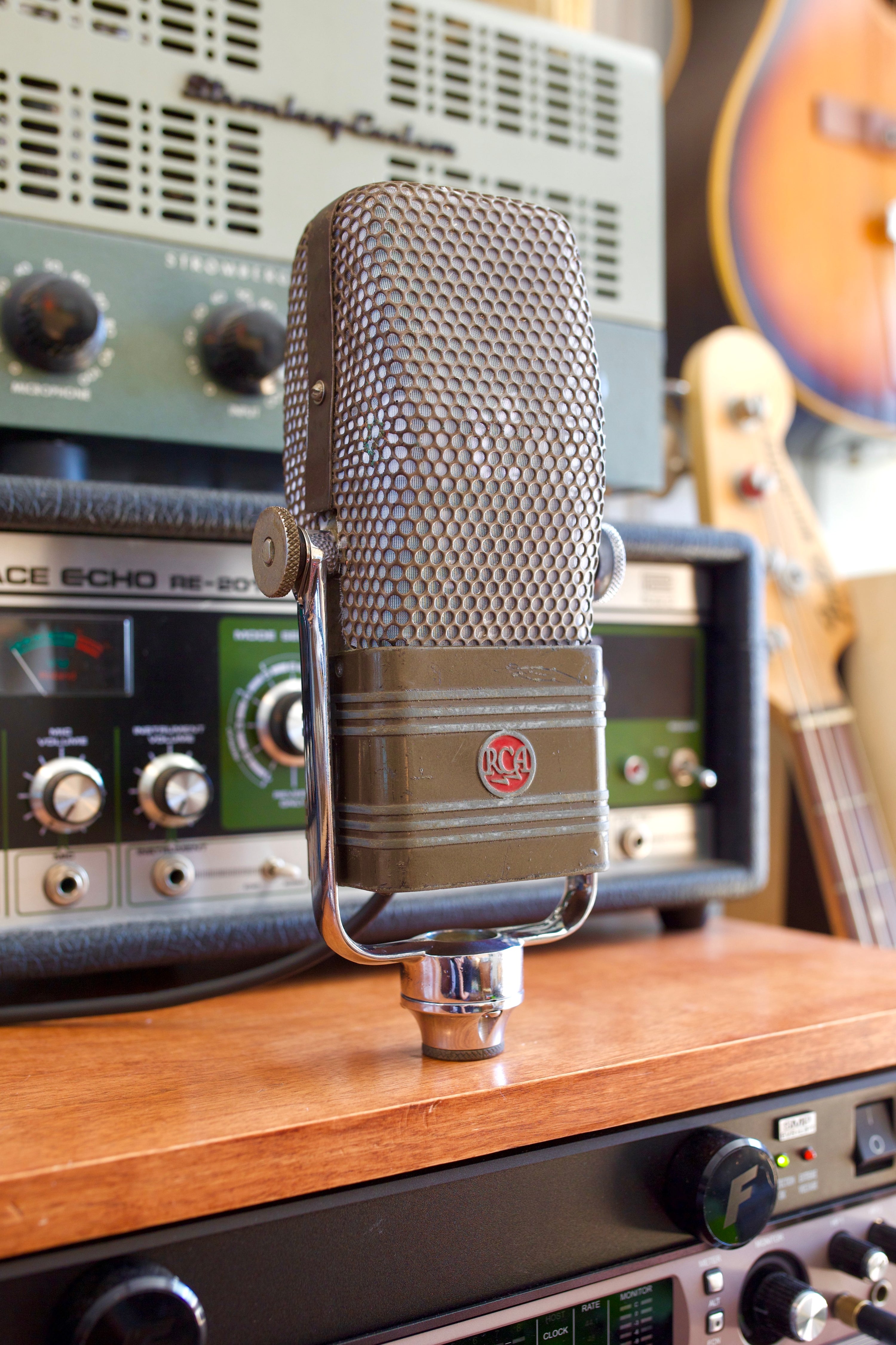 RCA MI-3027-G (Original 44) Ribbon Microphone