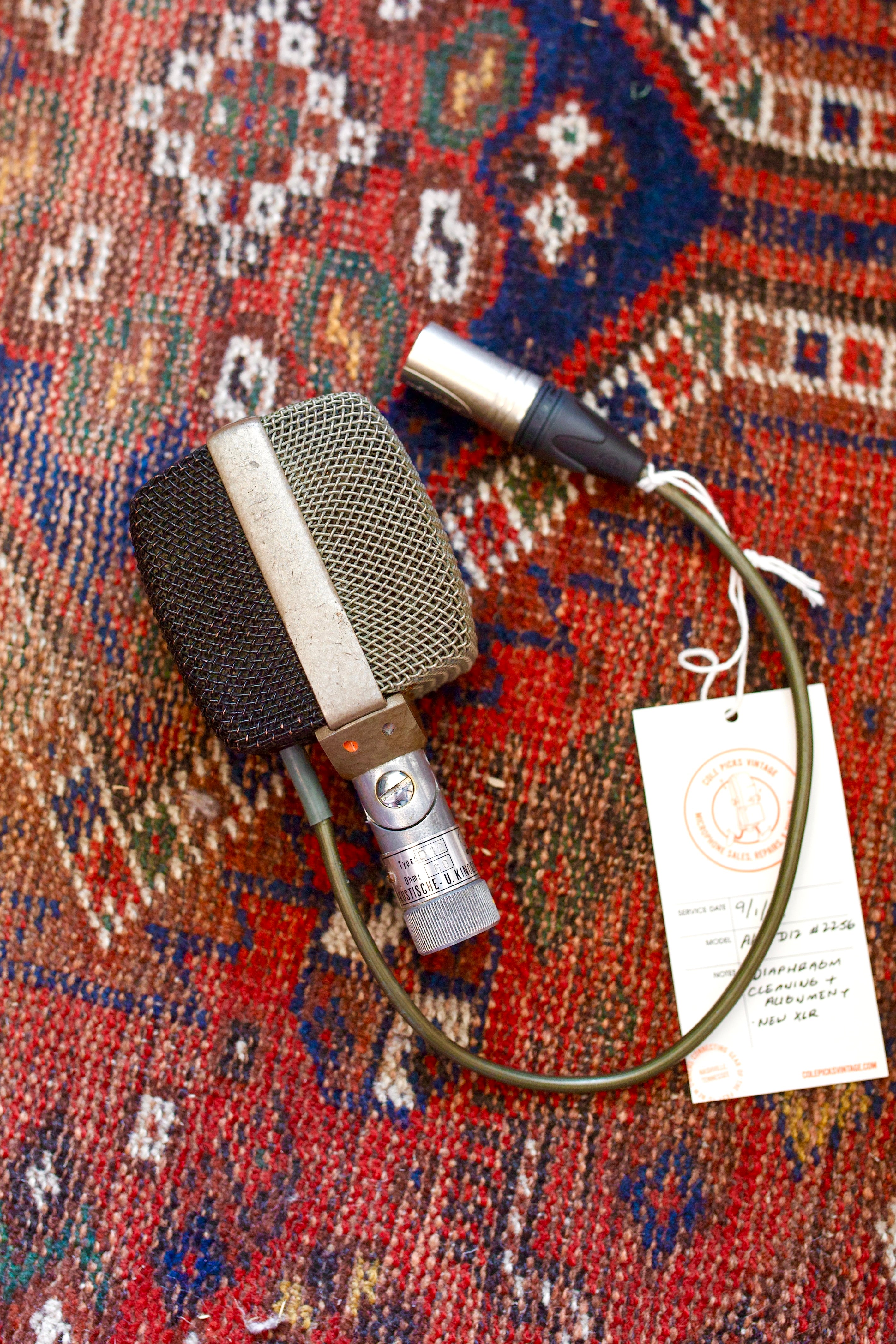 AKG D12 Dynamic Microphone