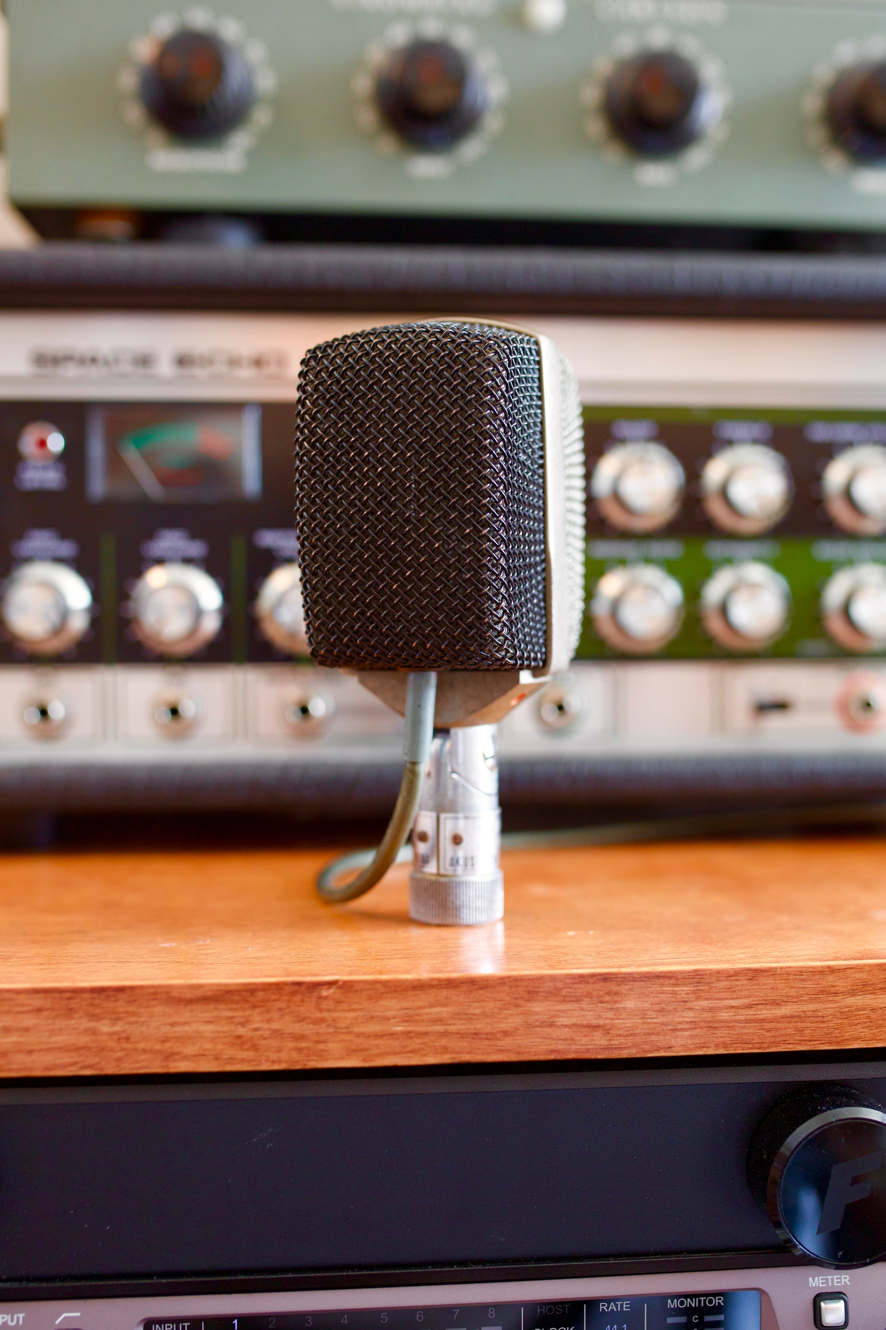 AKG D12 Dynamic Microphone