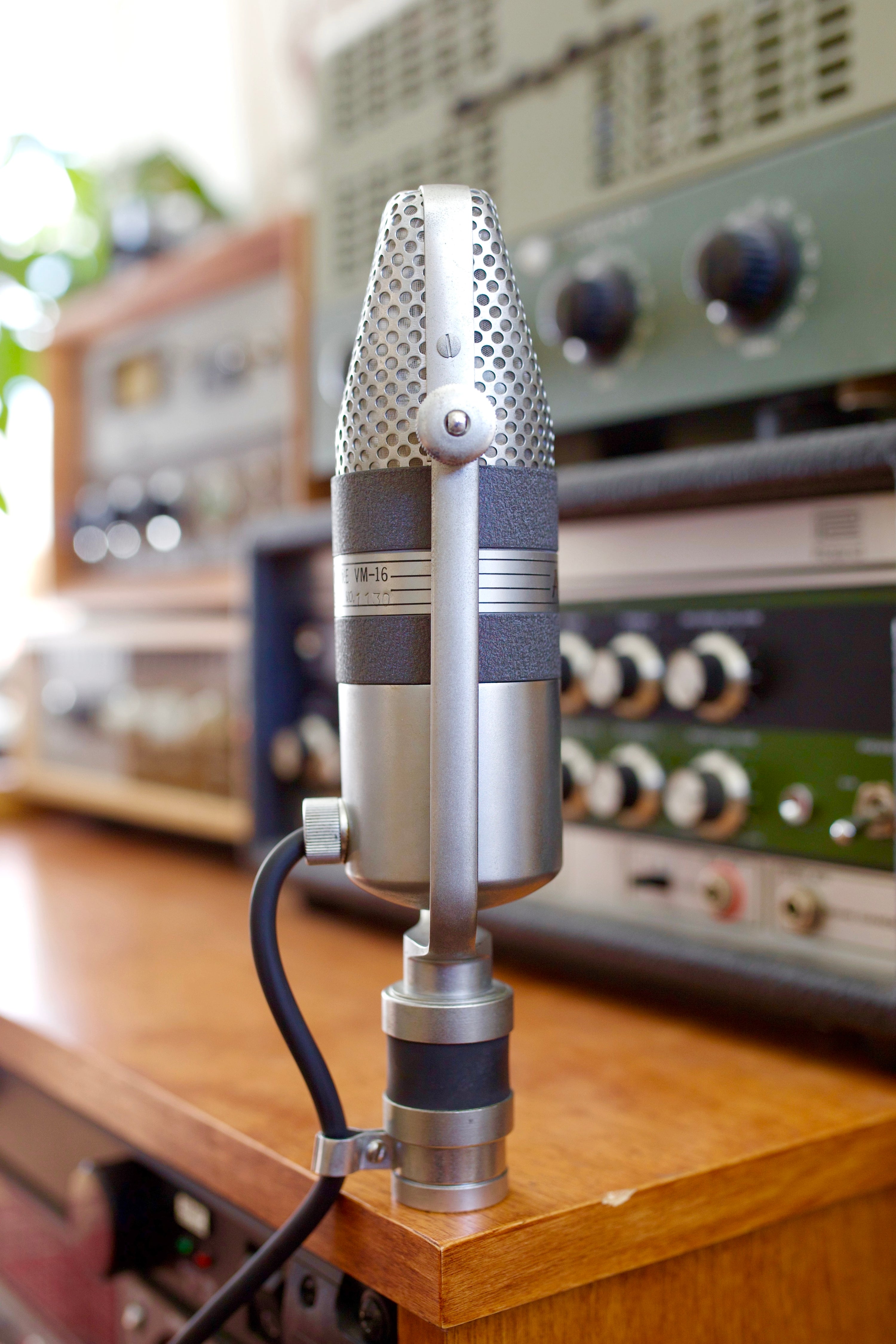 Aiwa VM-16 Ribbon Microphone