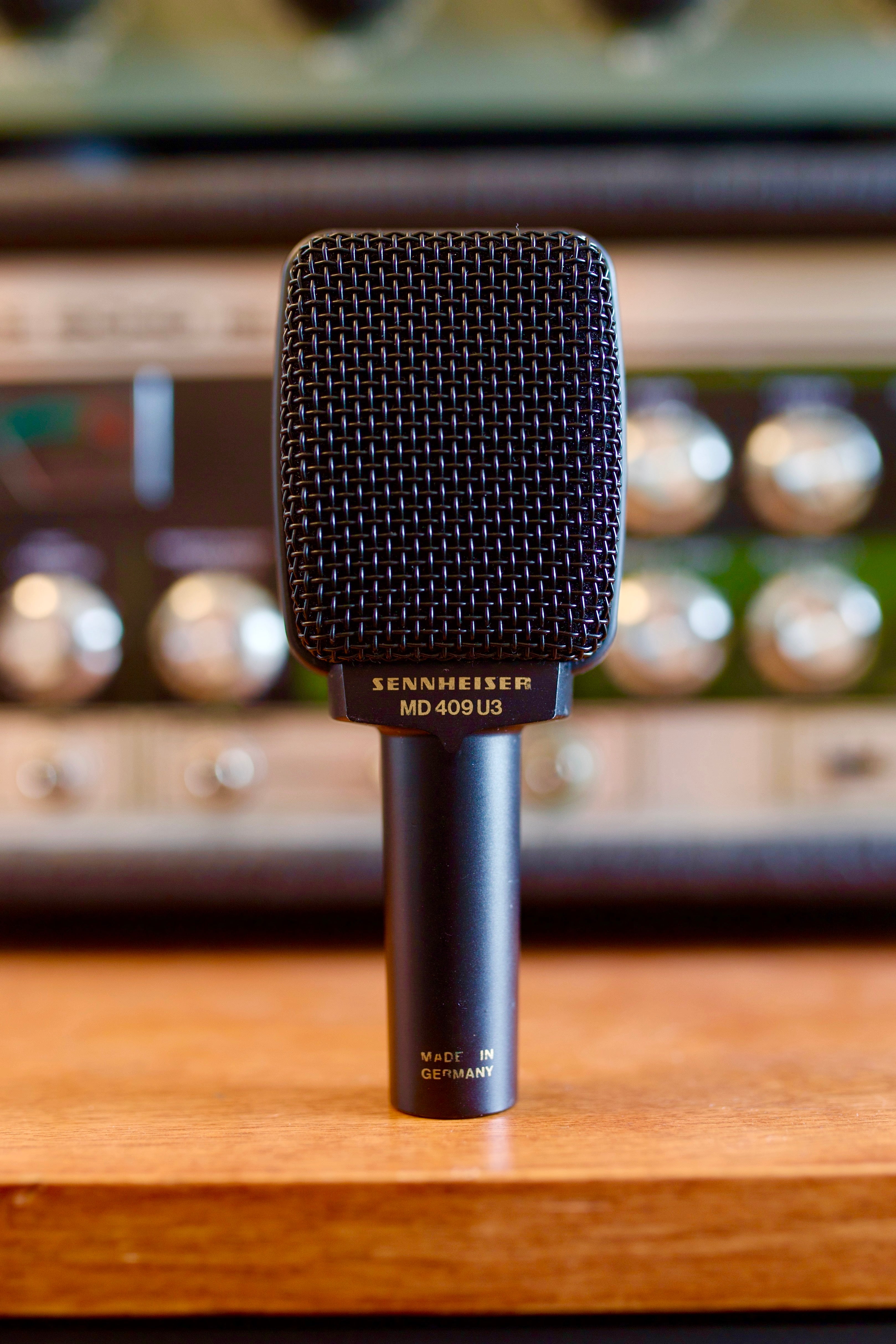 Sennheiser MD409 U3 Dynamic Microphone – Cole Picks Vintage