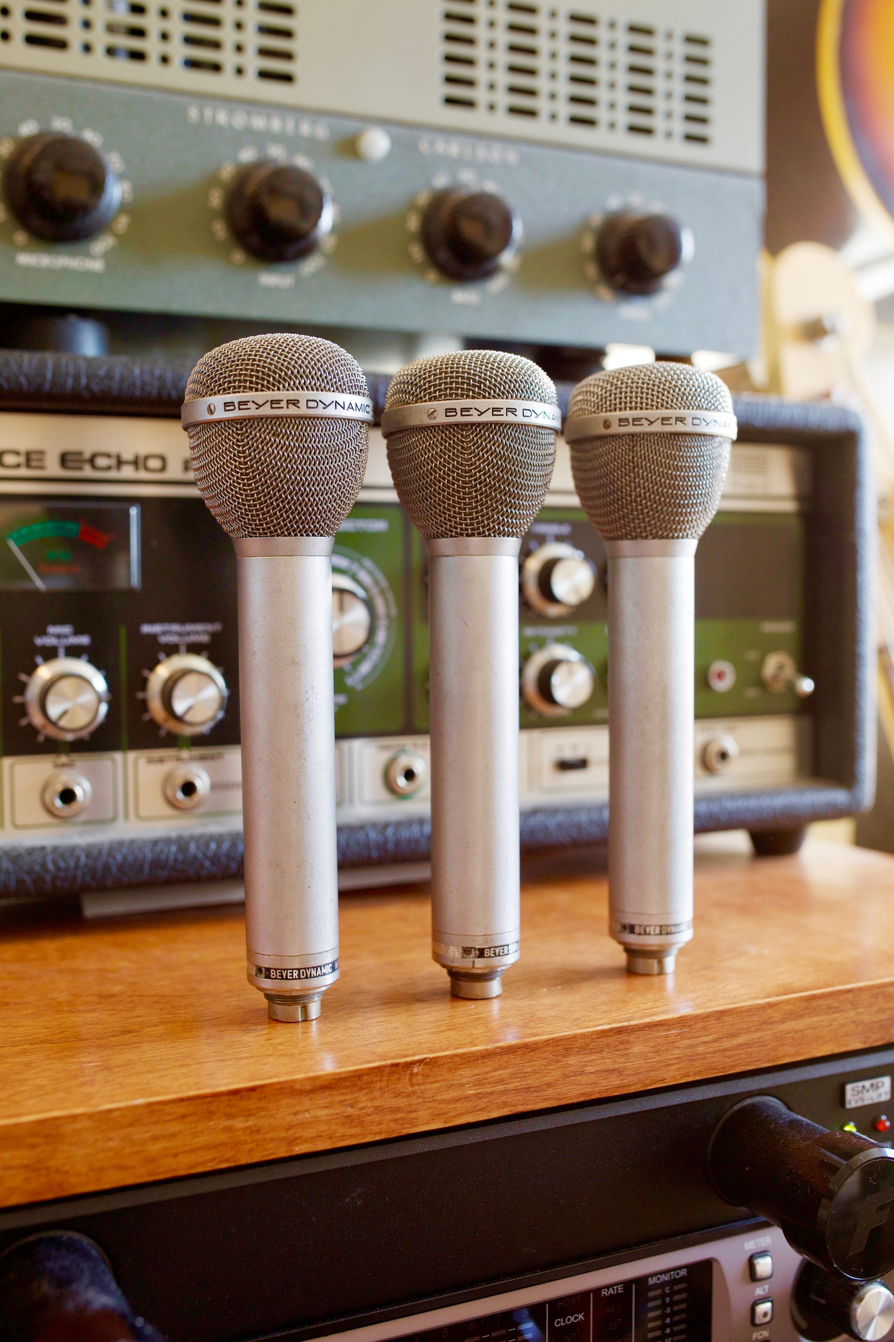 Beyerdynamic M88N Dynamic Microphone