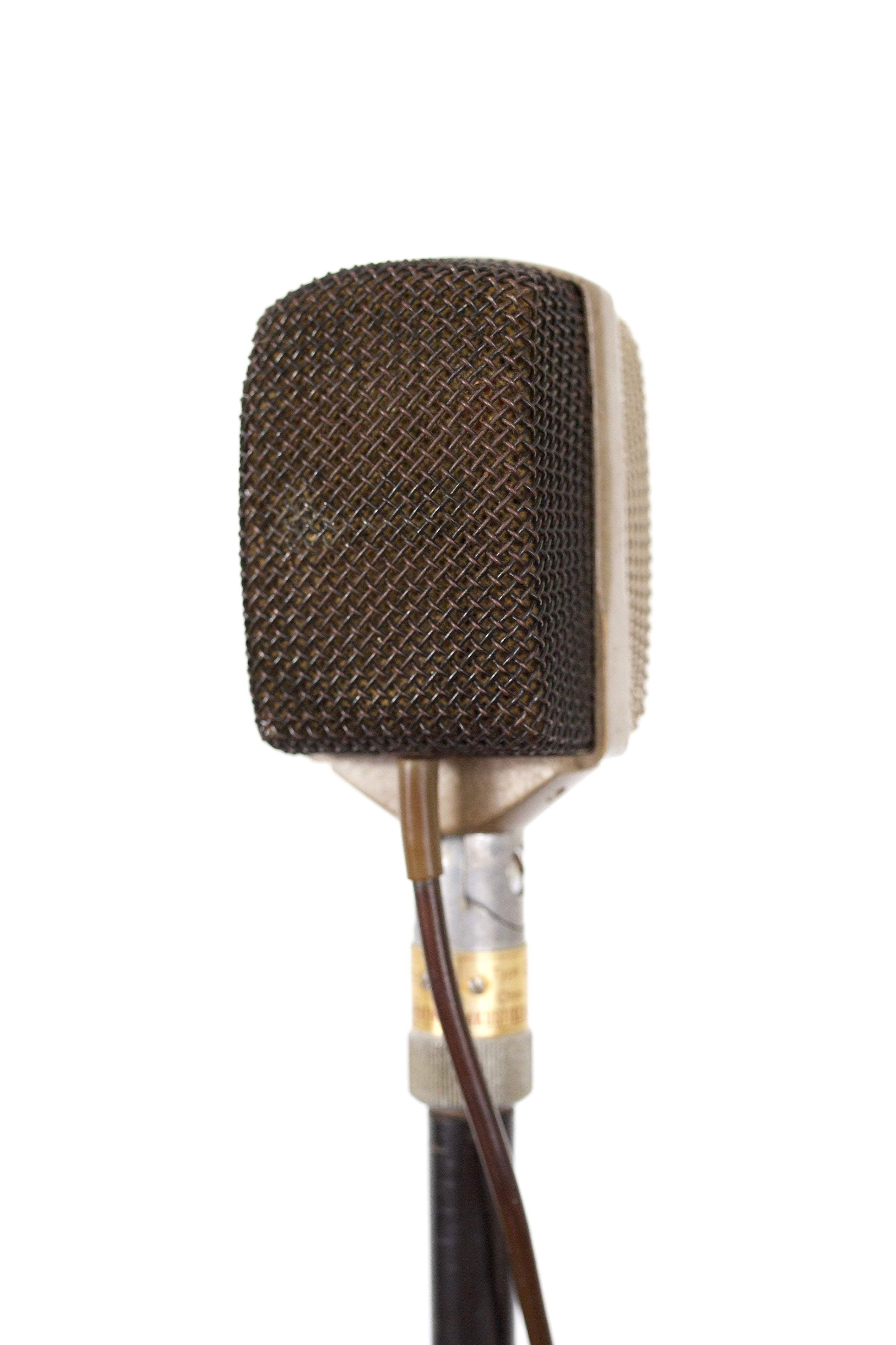 AKG D12 Dynamic Microphone