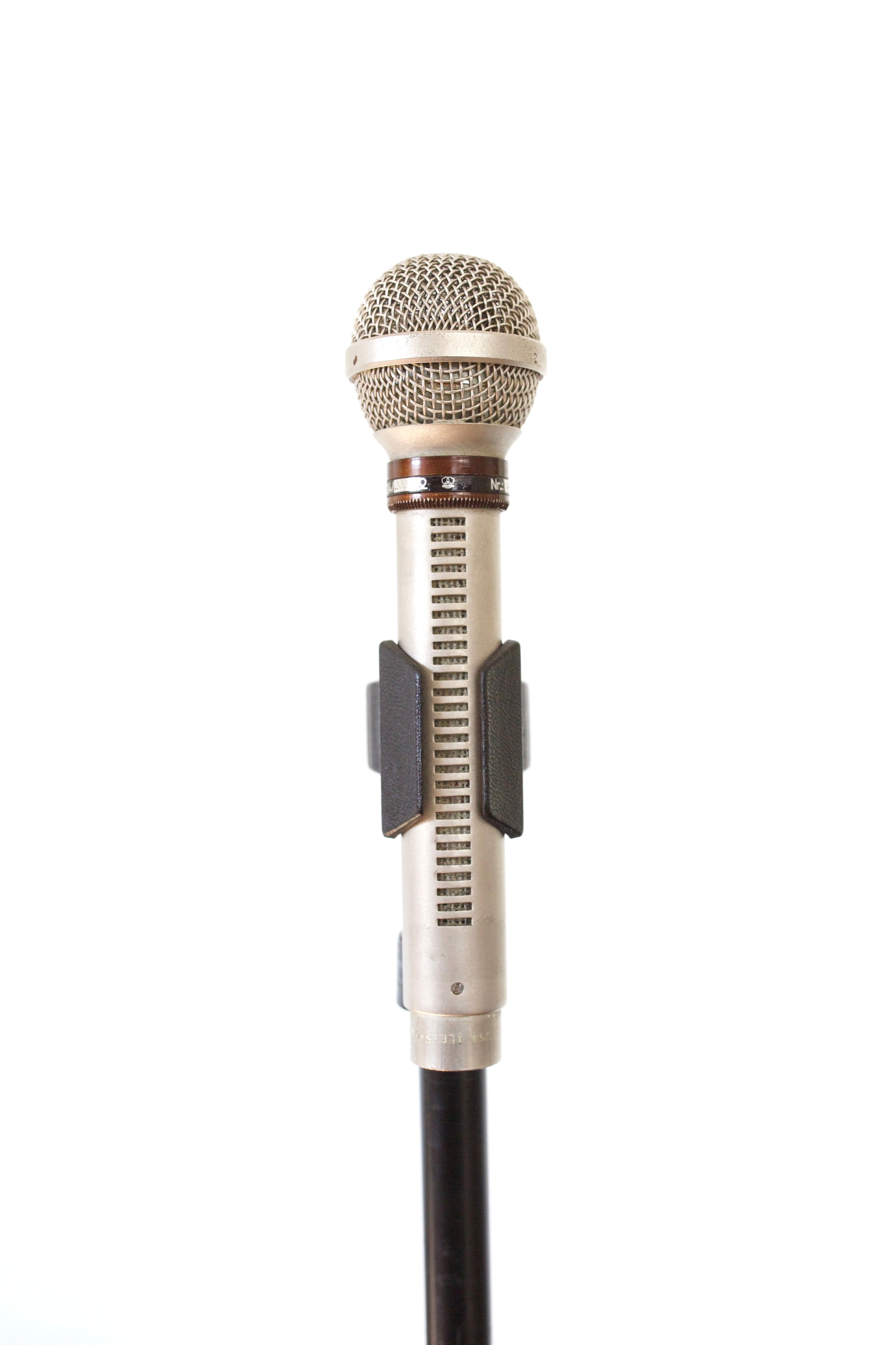 DAP VM-60 micro chant dynamique 60's Vintage | Bax Music DAP VM-60 micro chant dynamique 60's Vintage | Bax Music