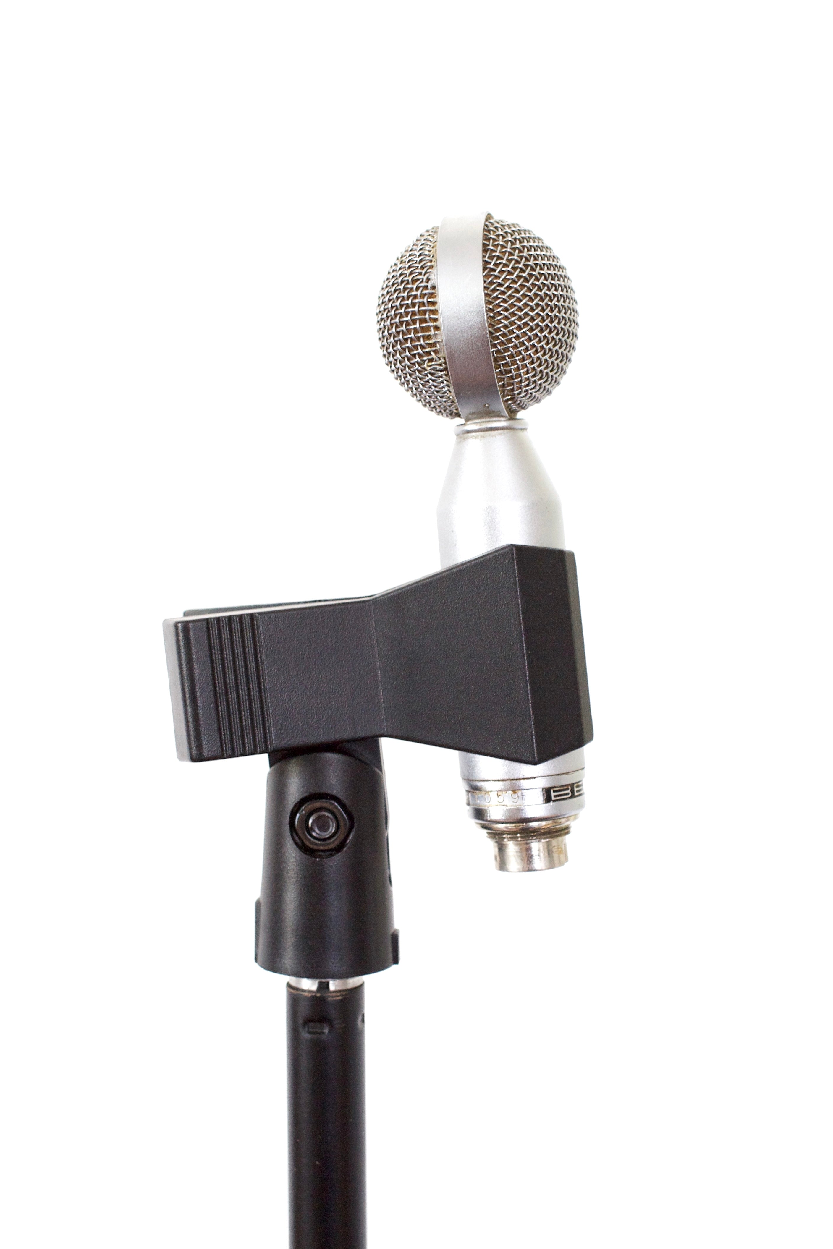 【新品未使用】beyerdynamic M130 リボンマイク Amazon.com: Beyerdynamic M 130 Ribbon Microphone *New