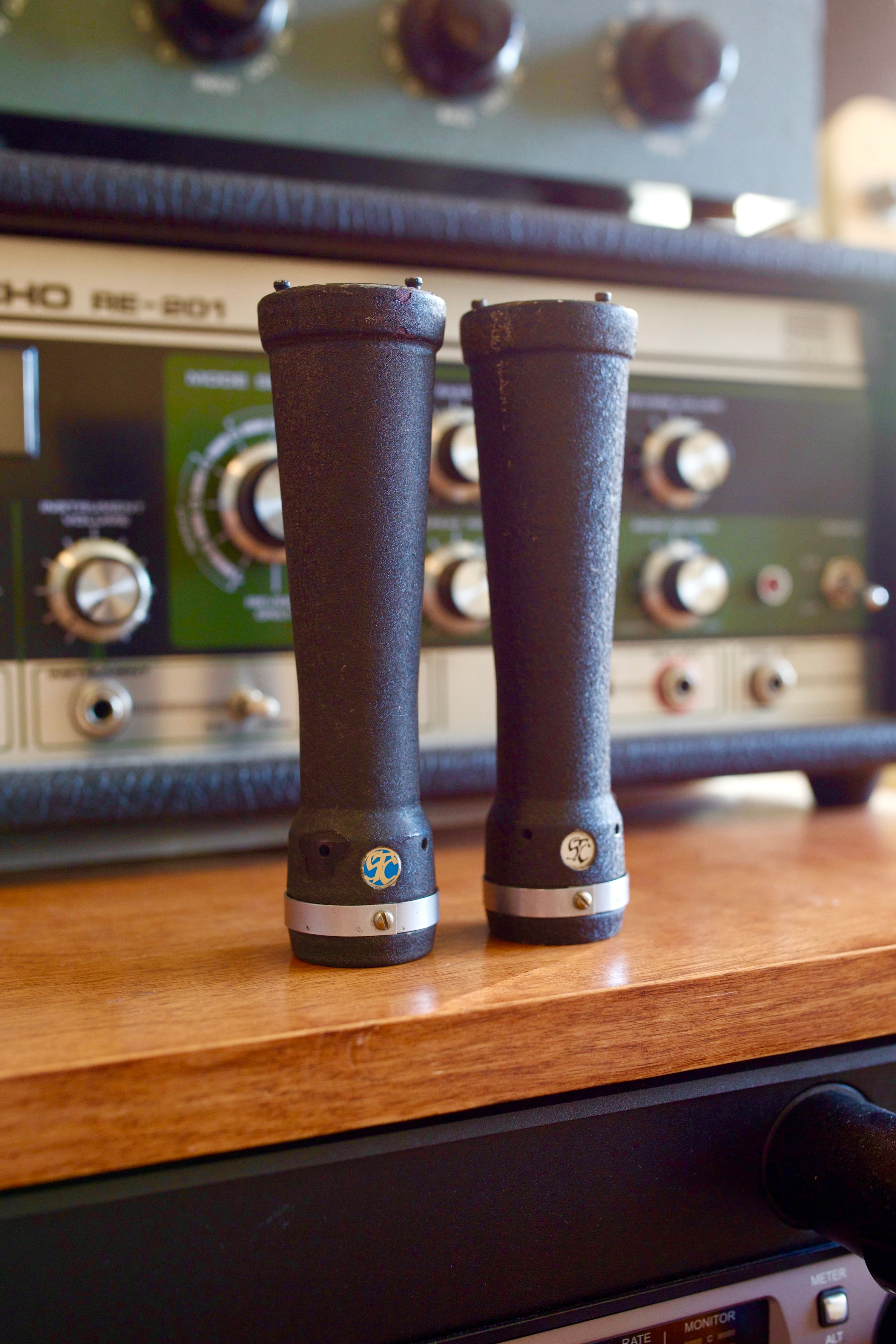 STC 4037C Dynamic Microphone