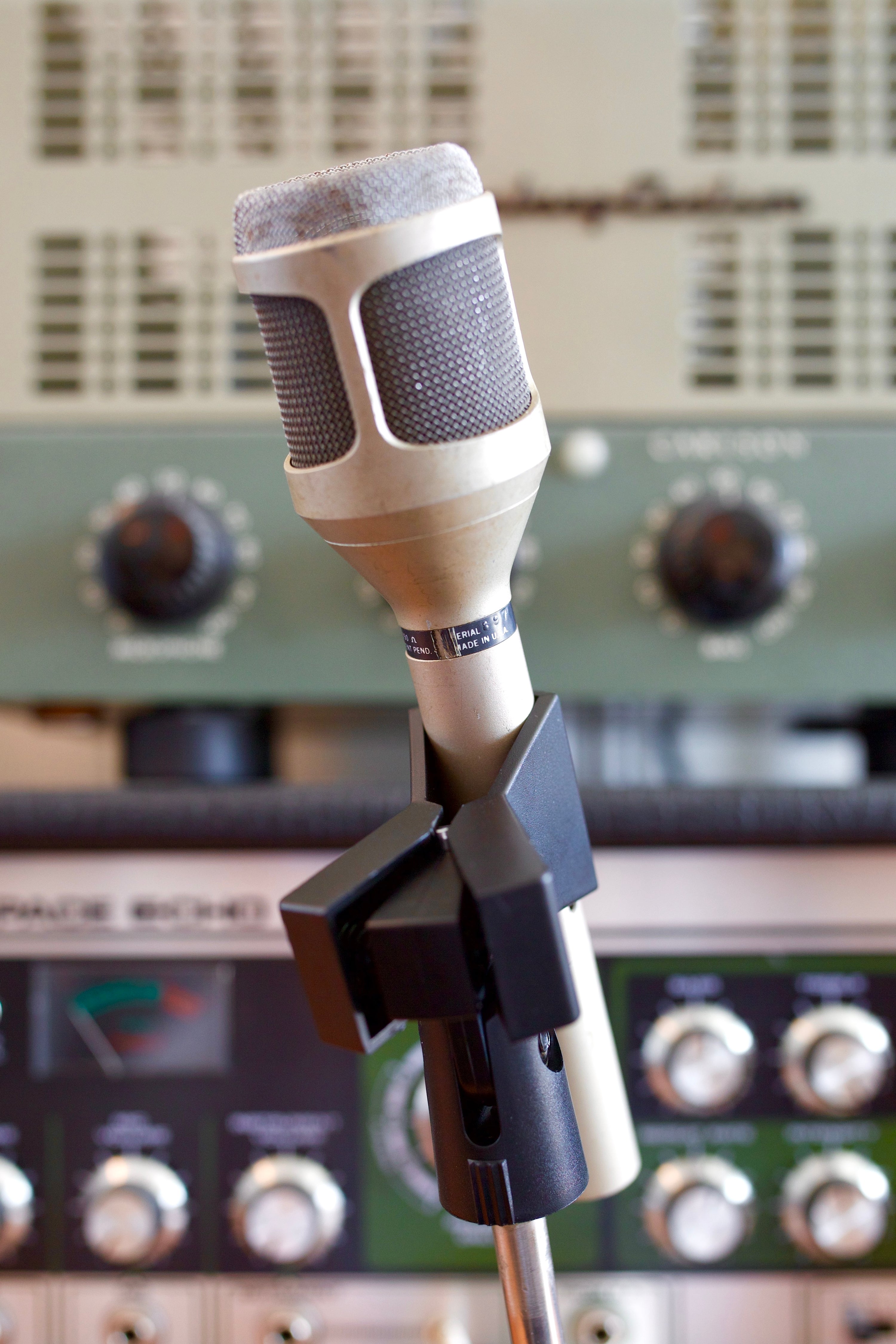 Shure SM54 Dynamic Microphone
