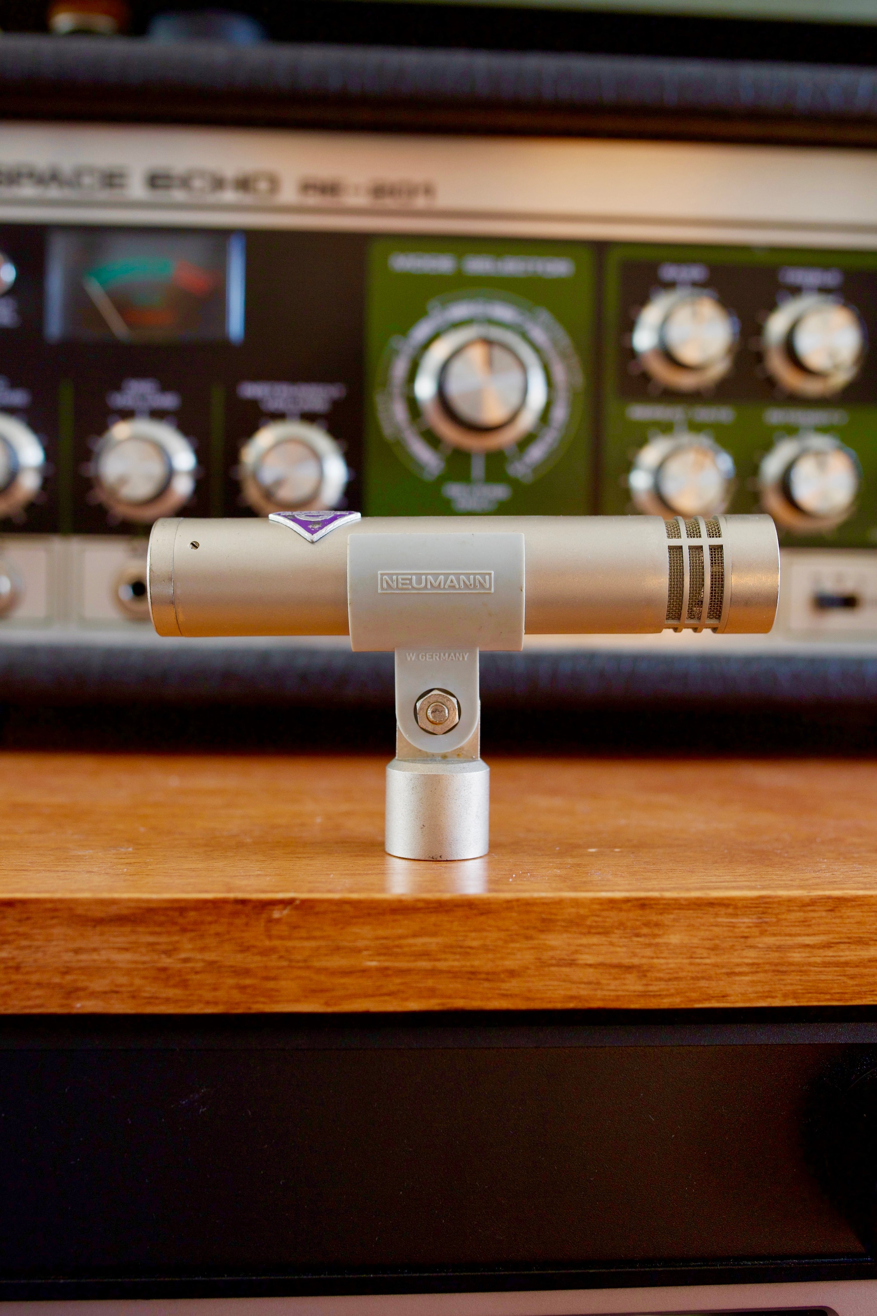 Neumann KM84 Condenser Microphone