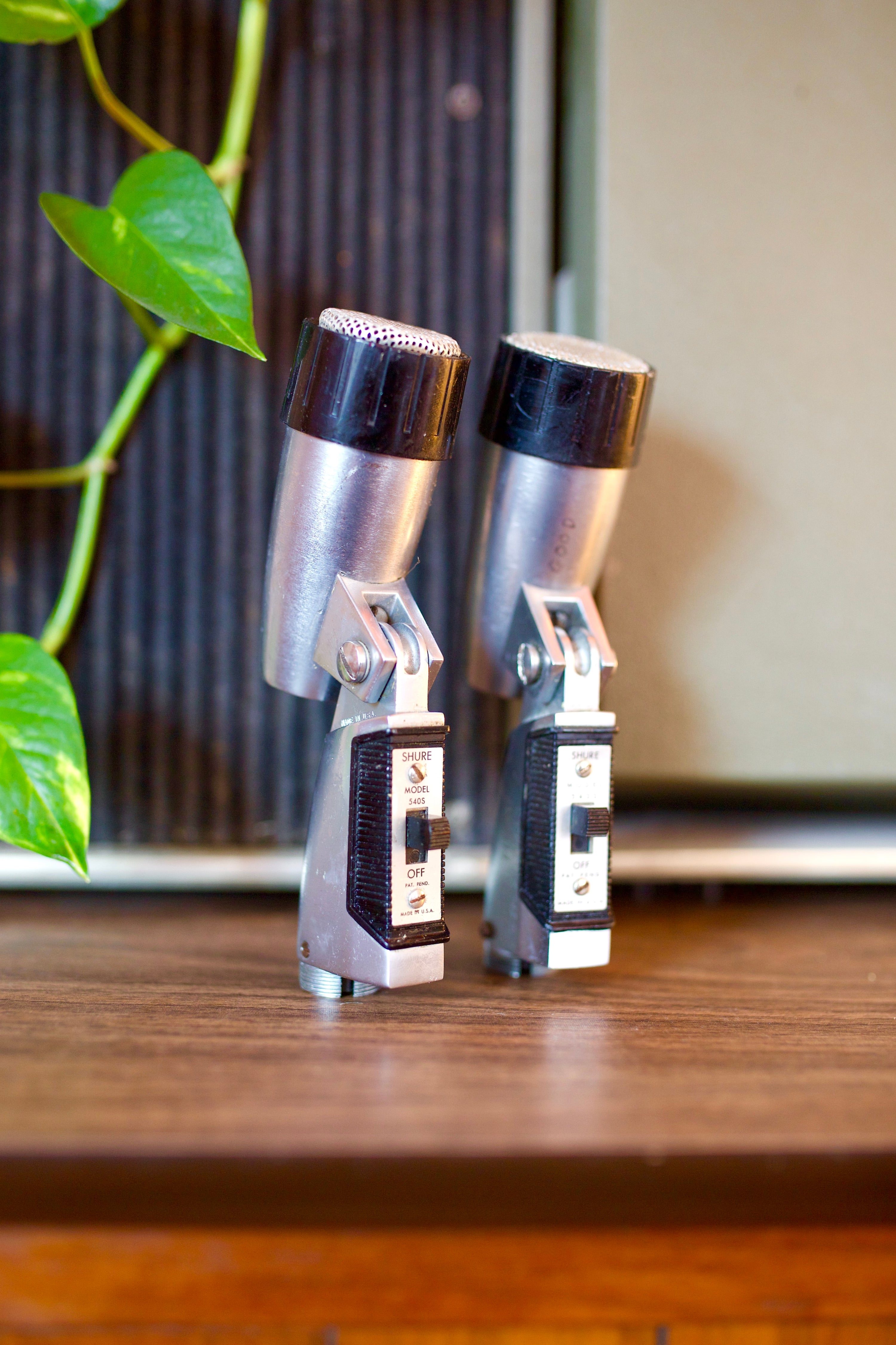 Shure 540S Dynamic Microphone