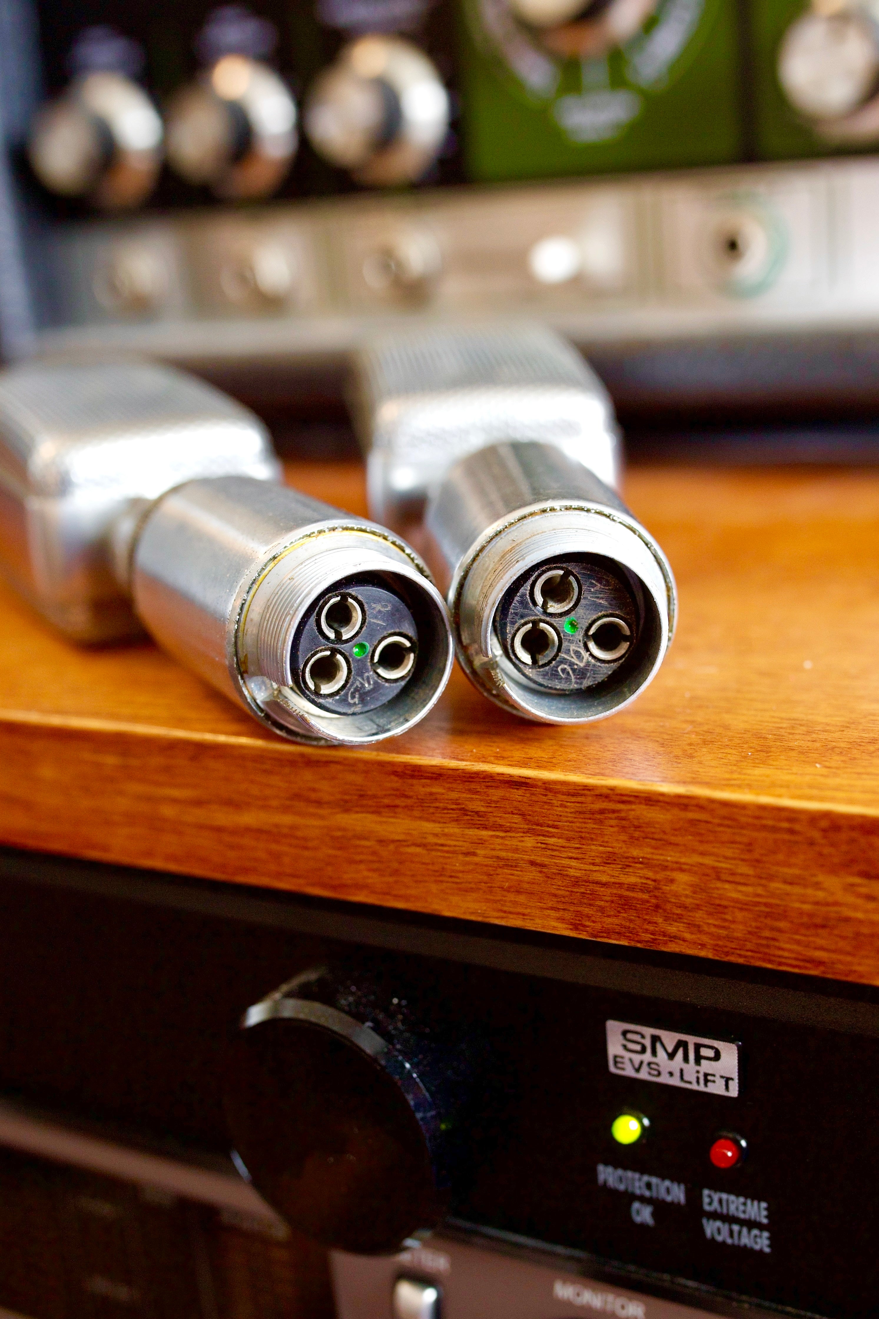 Reslo SR1 Ribbon Microphone Pair