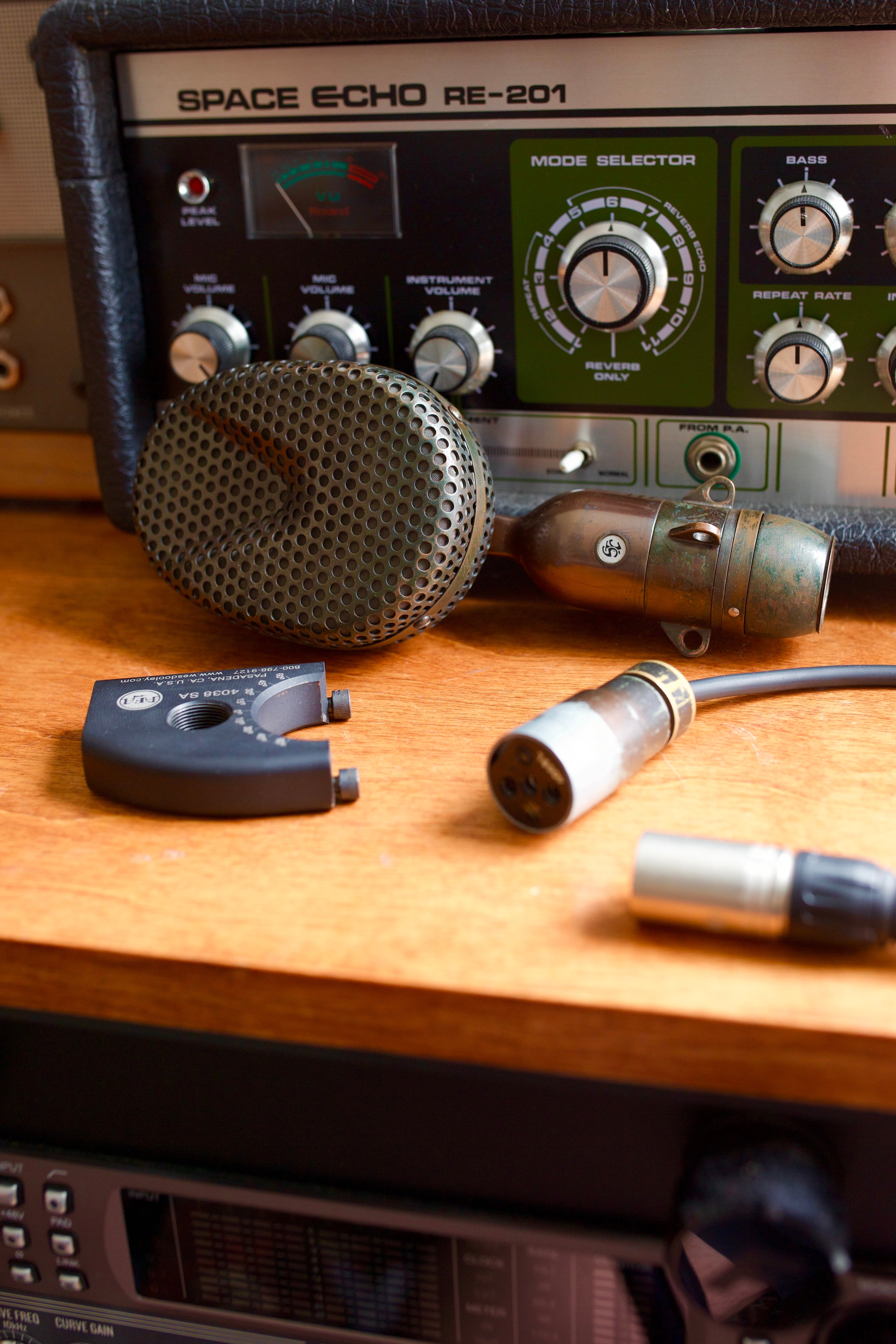 STC 4038 Ribbon Microphone – Cole Picks Vintage