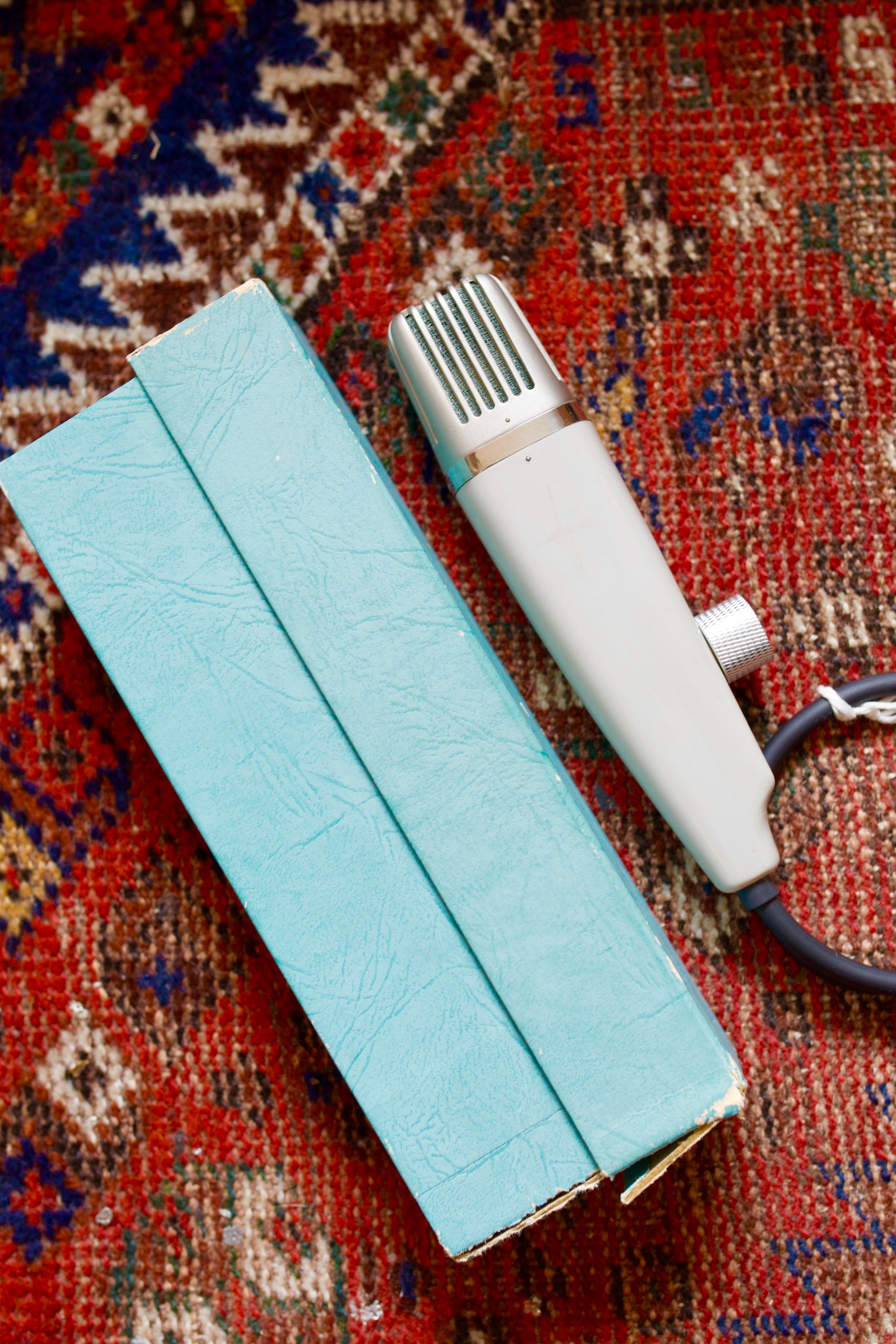 Grundig GBM125 Ribbon Microphone