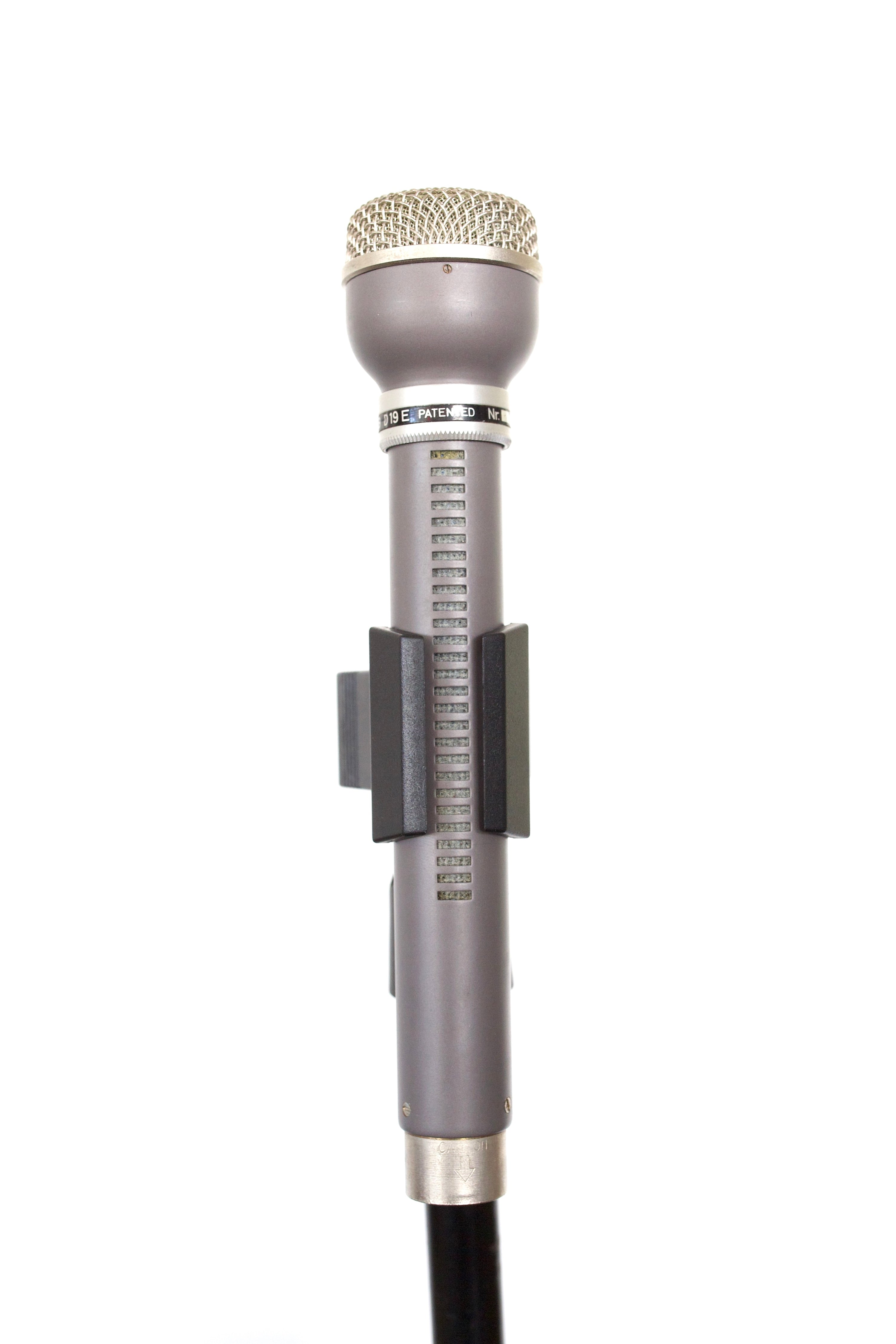 AKG D19E Dynamic Microphone