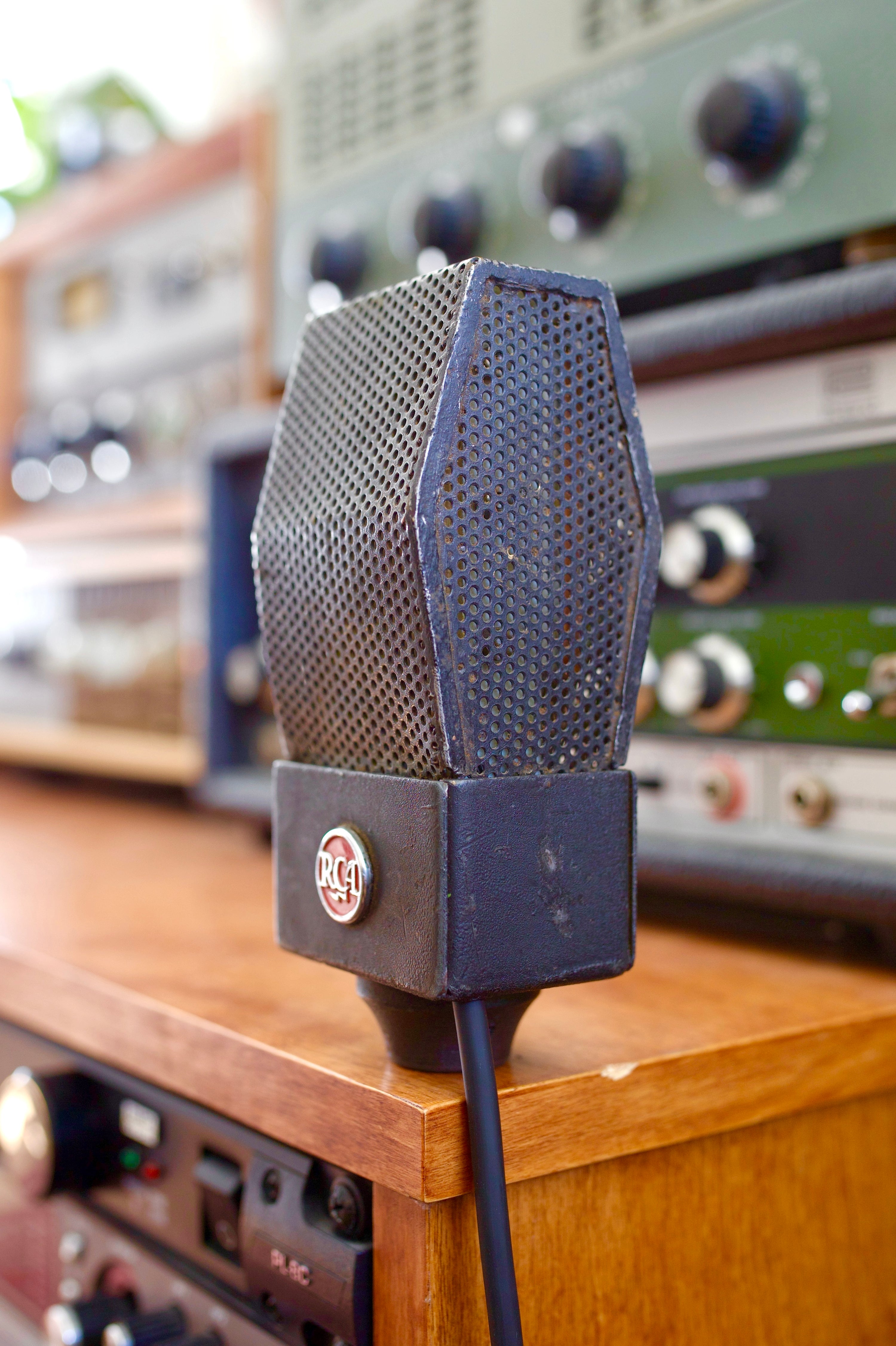 RCA 74 (MI-4010-A) Ribbon Microphone