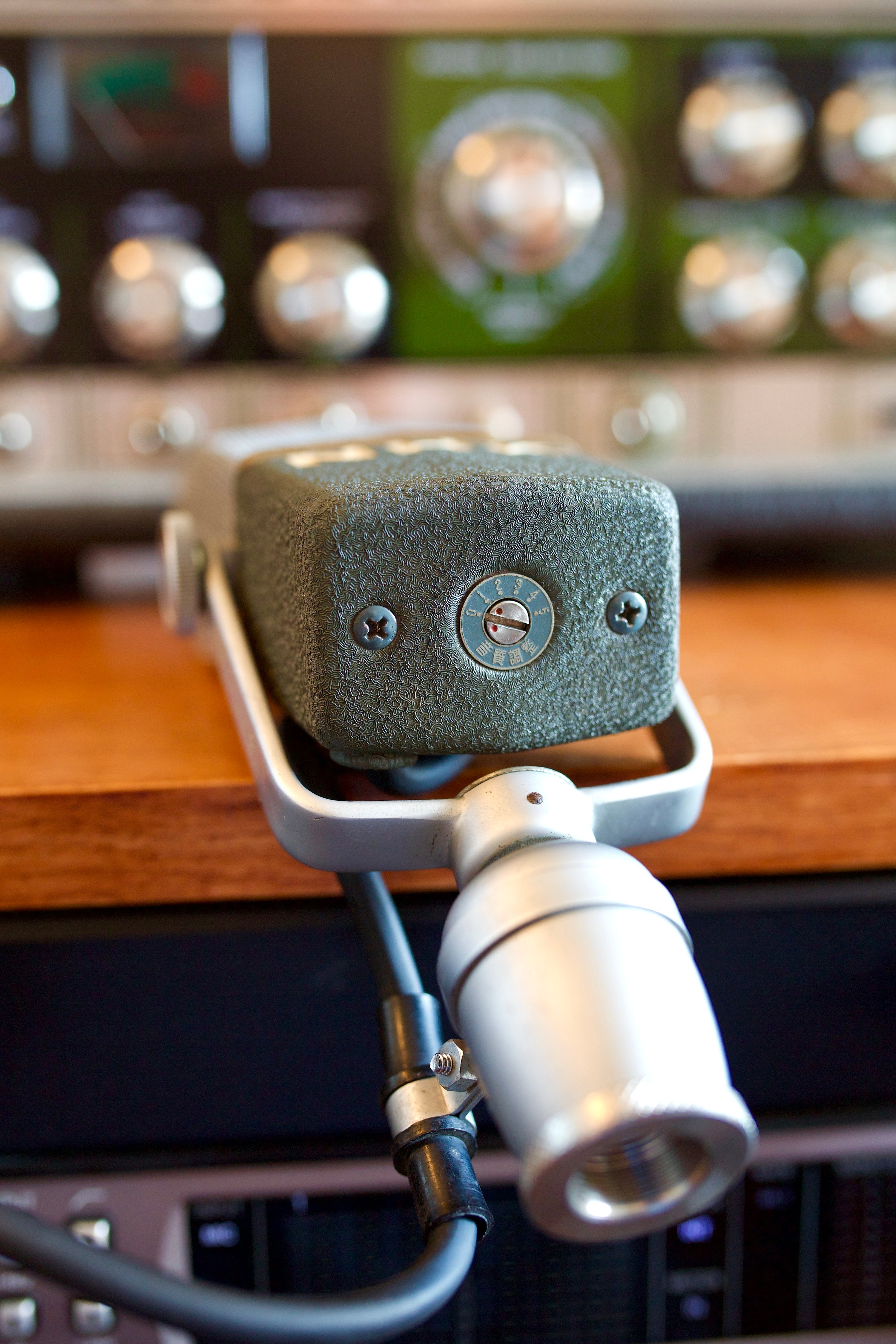 Toshiba RB-1 Ribbon Microphone