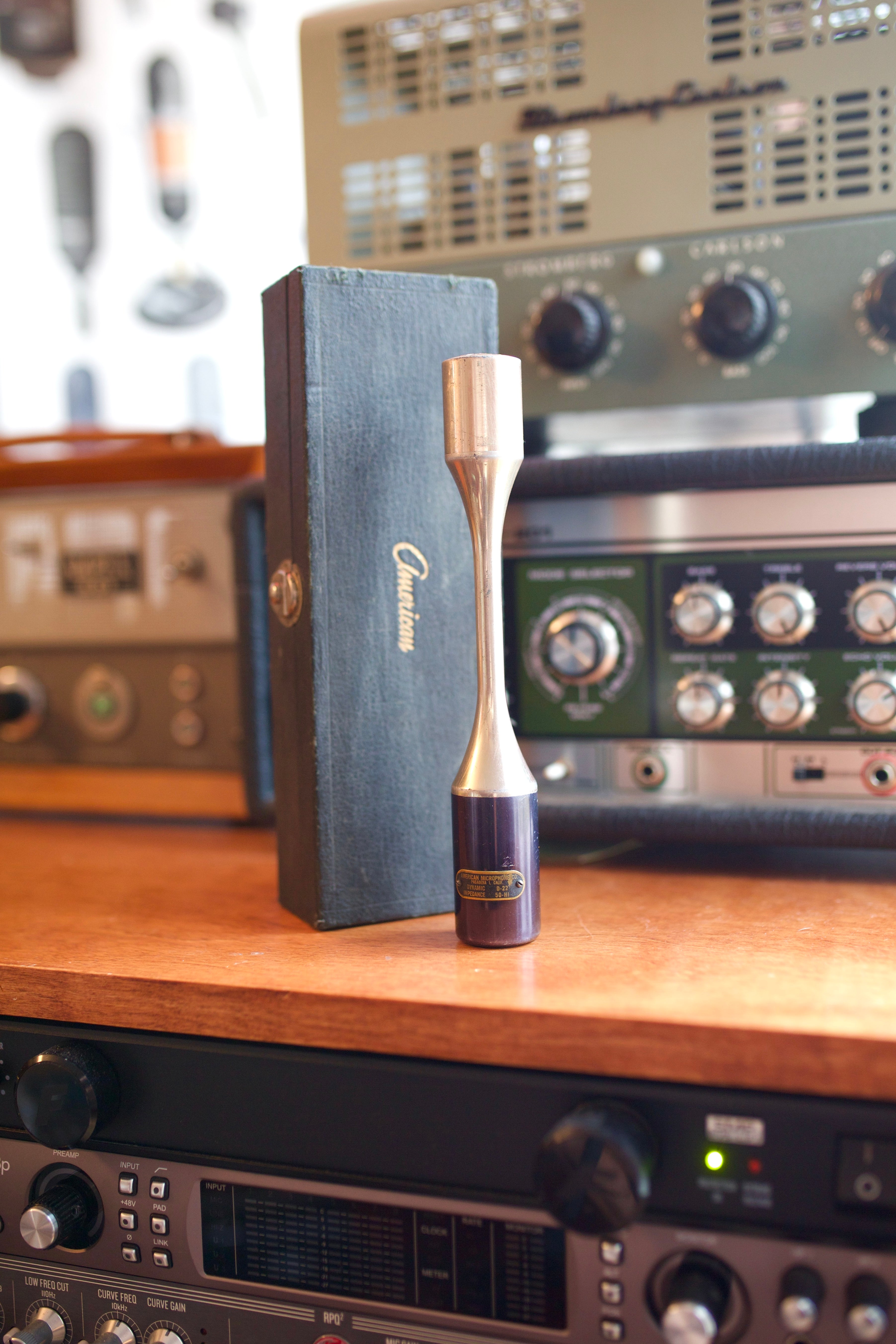 American D-22 Dynamic Microphone – Cole Picks Vintage