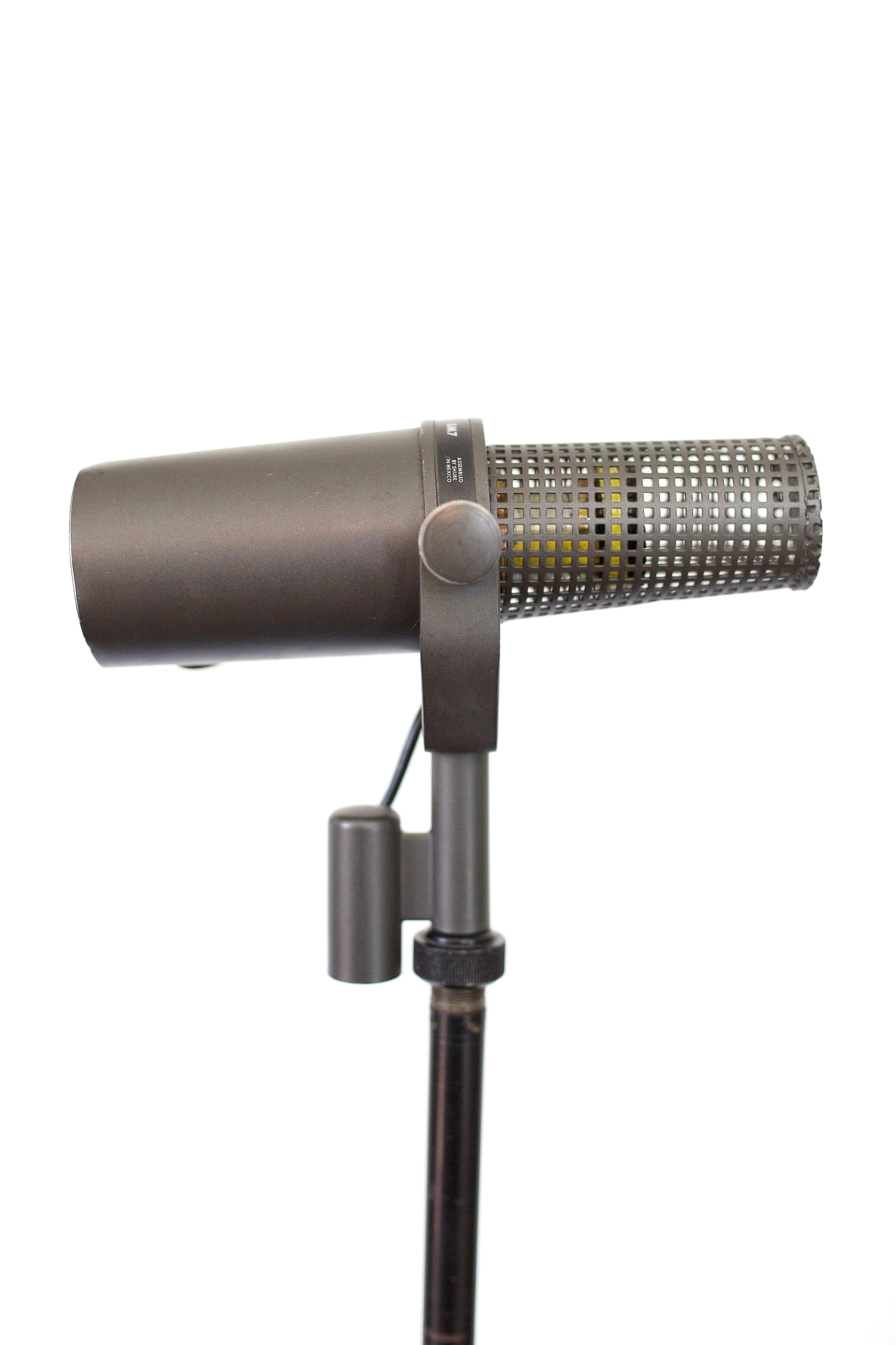Shure SM7 Dynamic Microphone – Cole Picks Vintage Shure SM7 Dynamic Microphone – Cole Picks Vintage