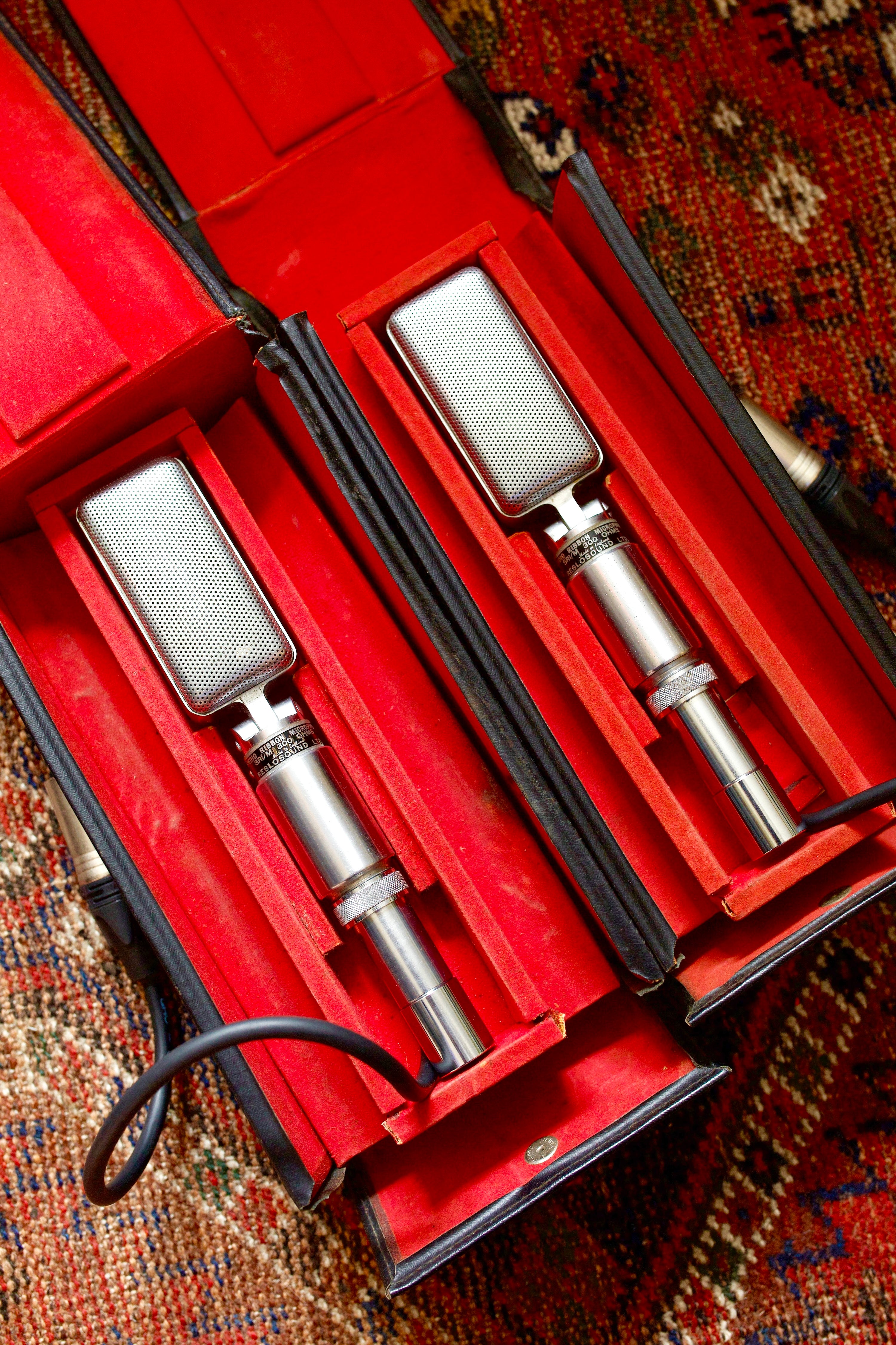 Reslo SR1 Ribbon Microphone Pair