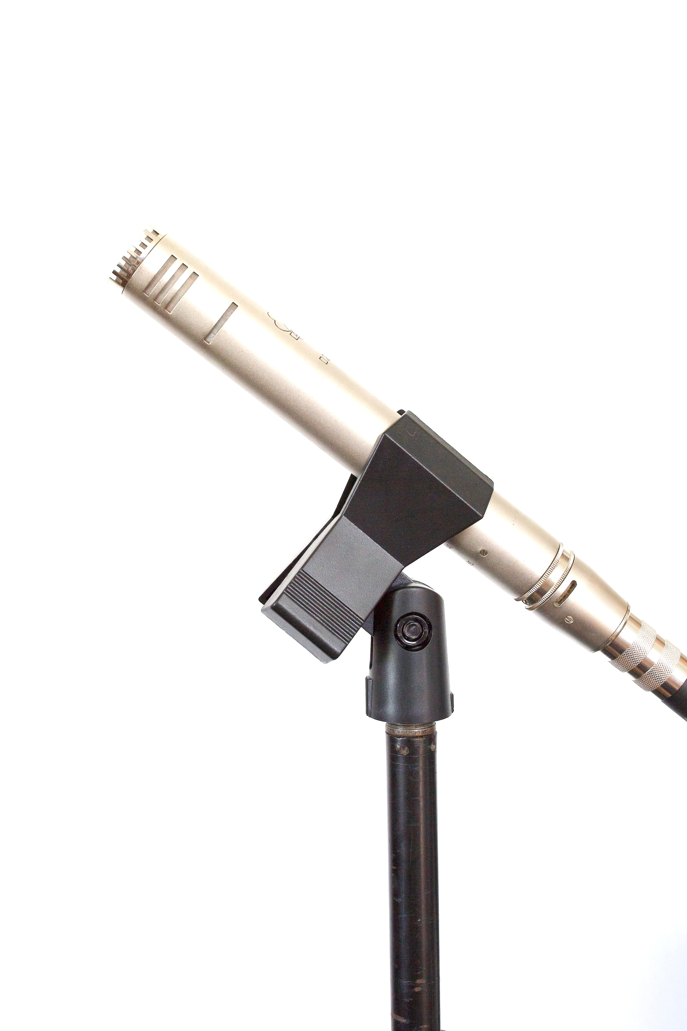 AKG D224C Dynamic Microphone