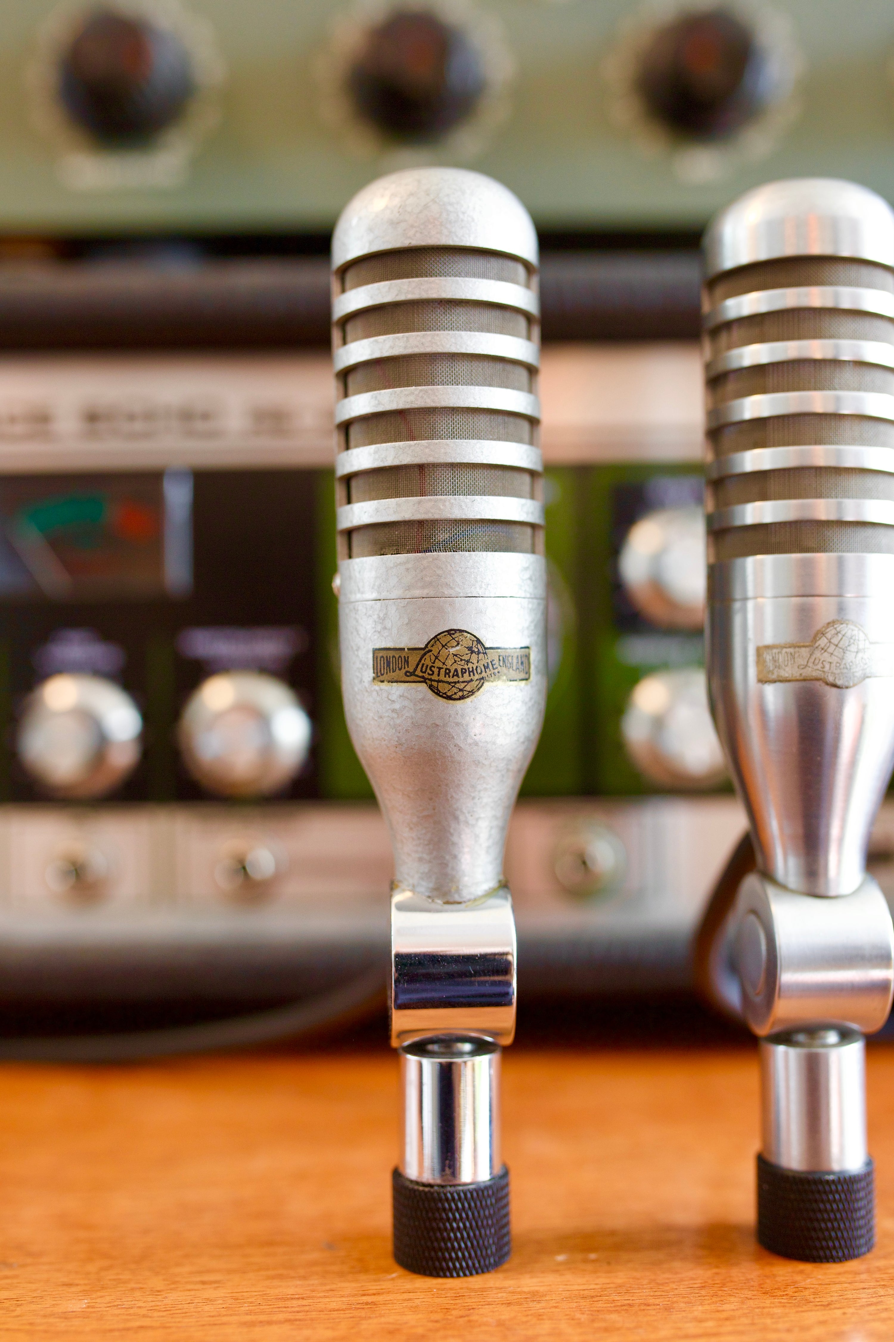 Lustraphone VR64 Ribbon Microphone