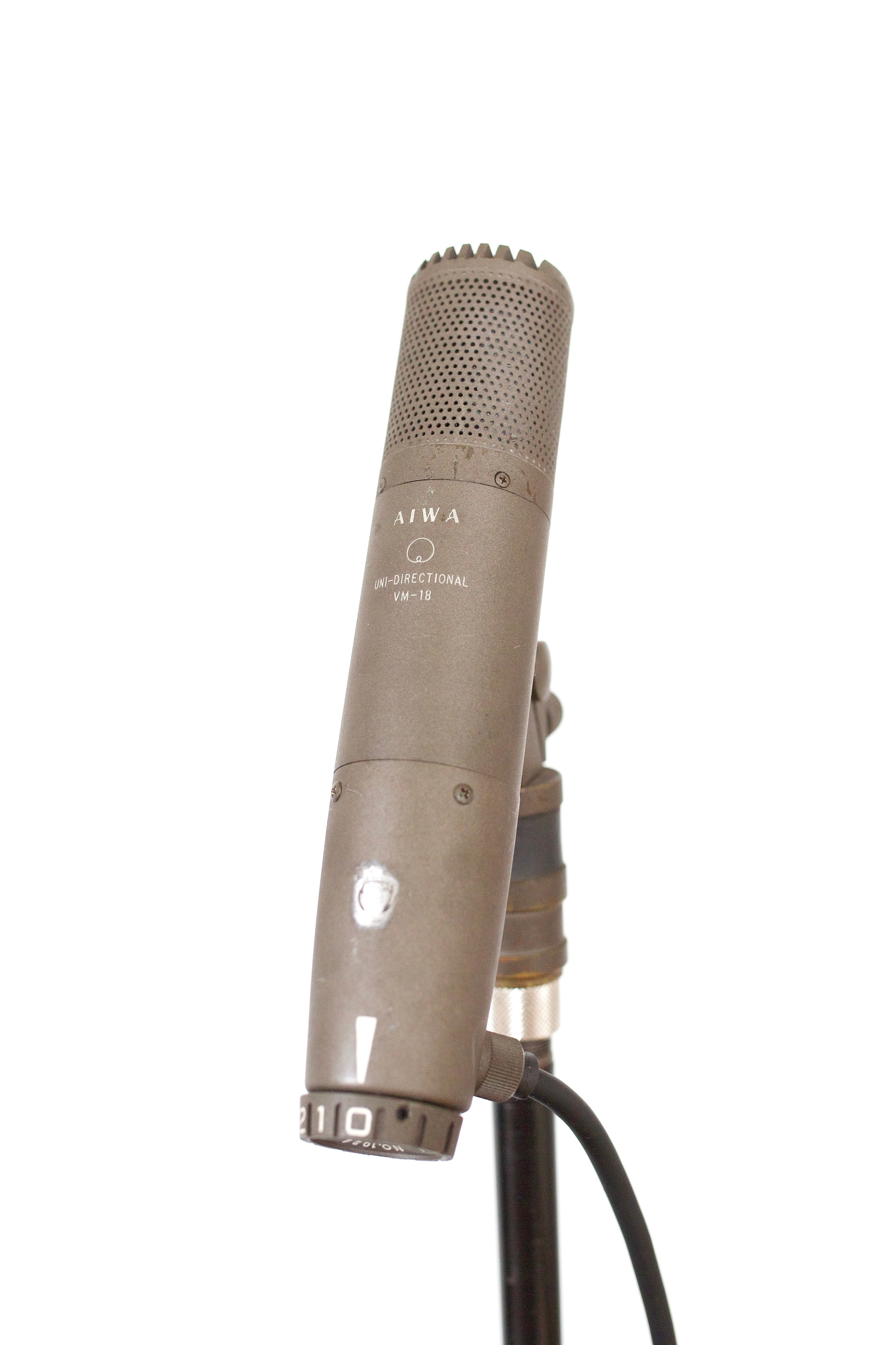 Aiwa VM-18 Ribbon Microphone – Cole Picks Vintage