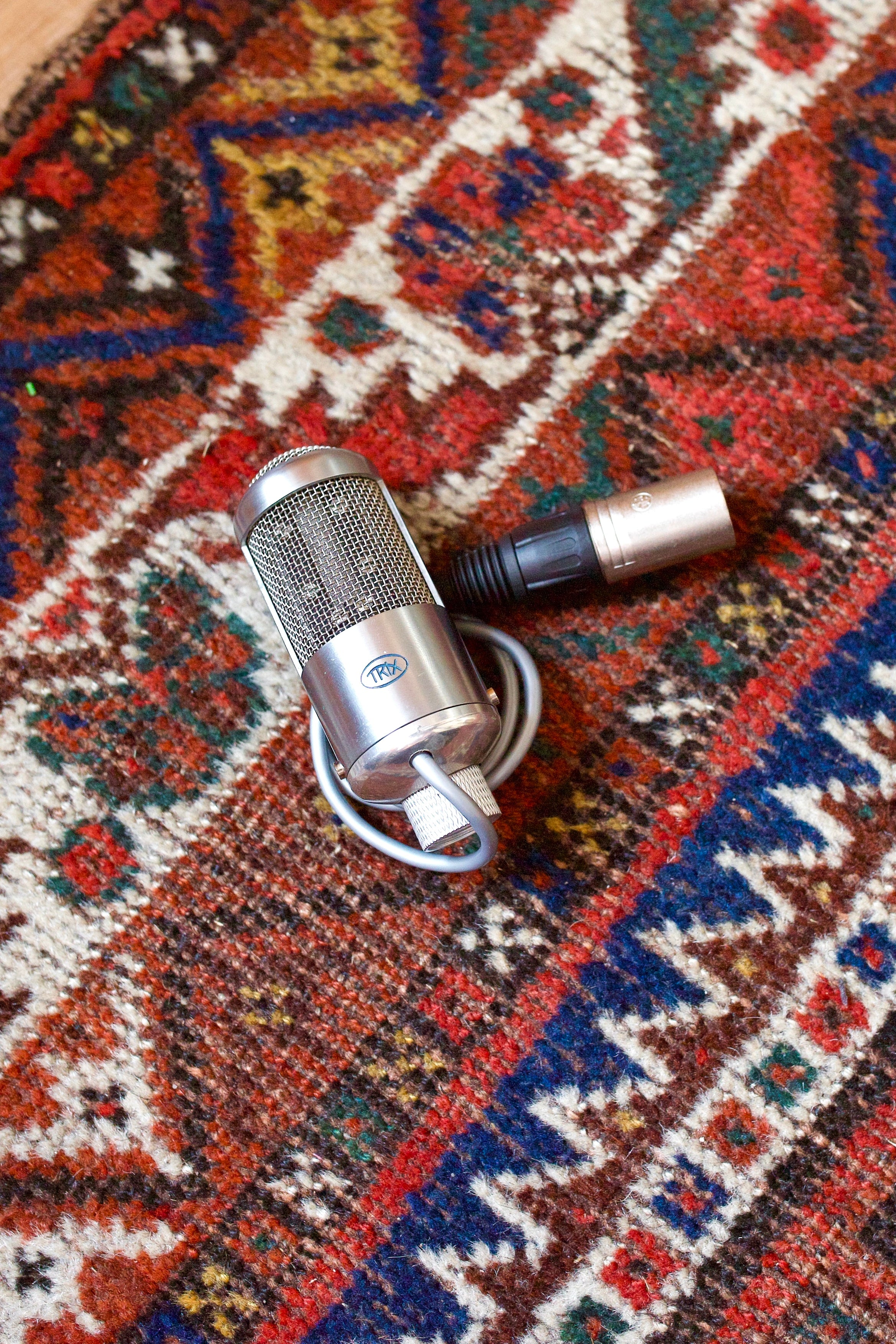Trix G7823 Ribbon Microphone – Cole Picks Vintage