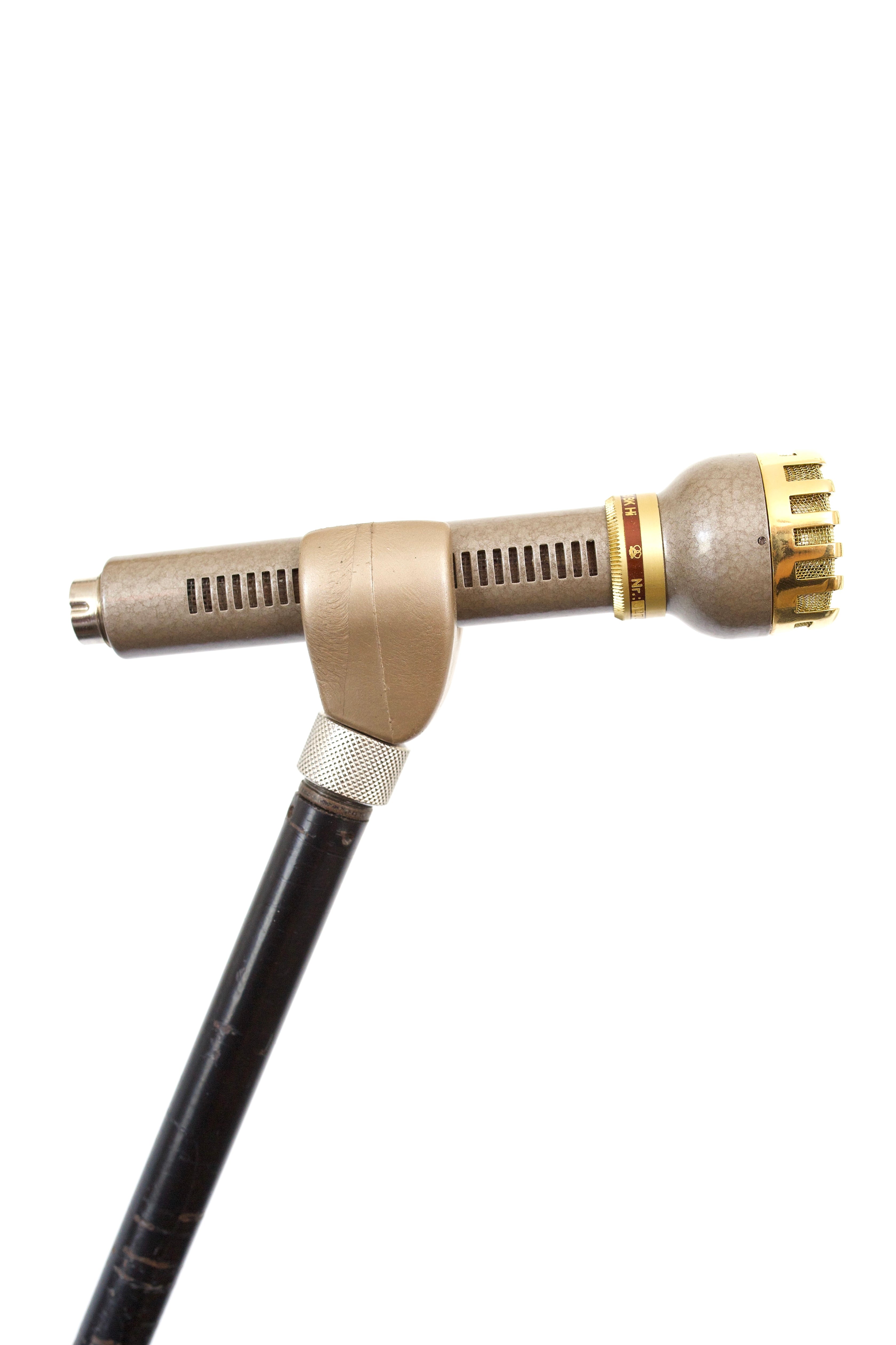 1960's AKG D19 C ビンテージ ビートルズマイク AKG D19C Dynamic Microphone – Cole Picks Vintage