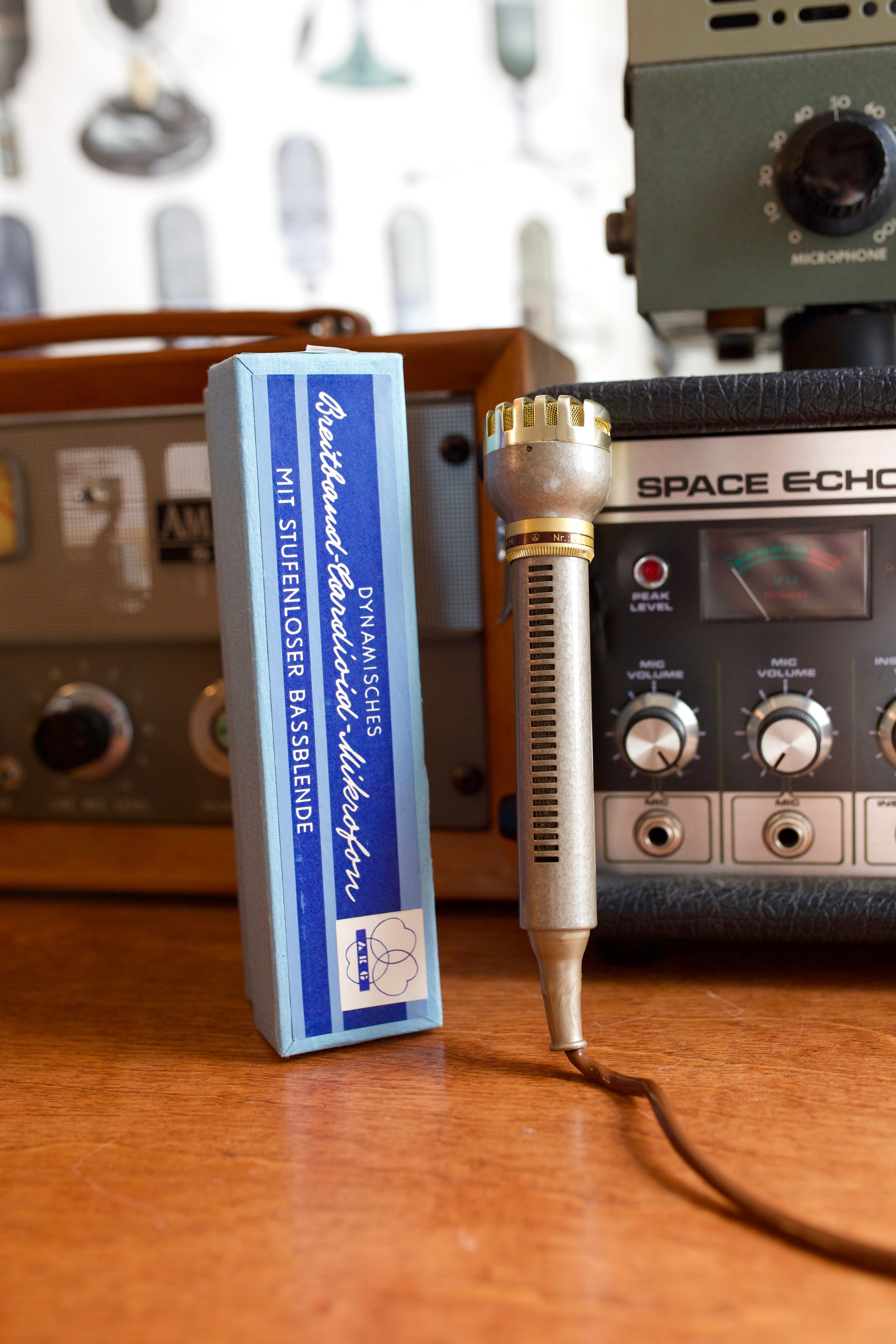 AKG D19 Dynamic Microphone – Cole Picks Vintage