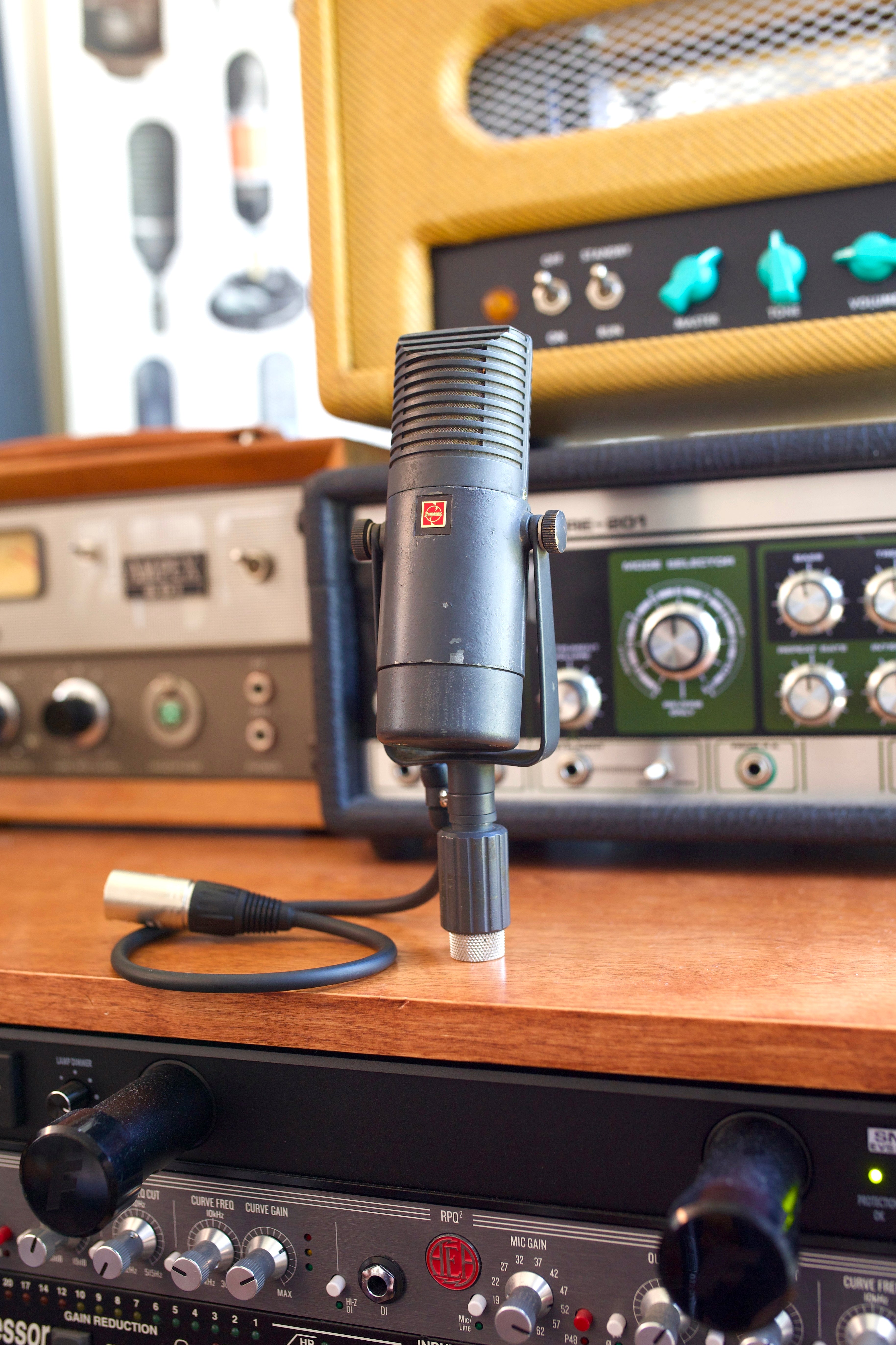 National WM-706 Ribbon Microphone – Cole Picks Vintage