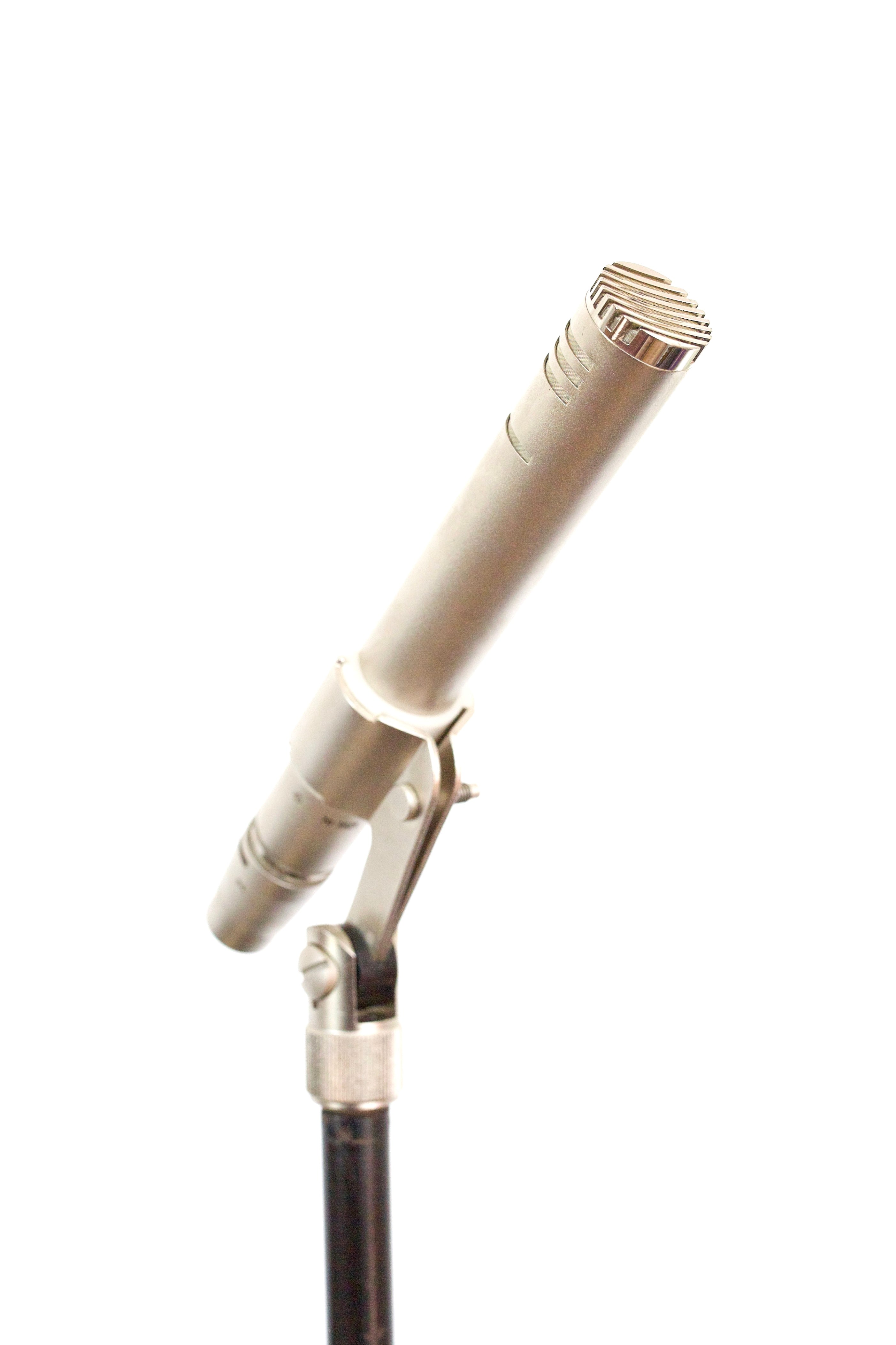 AKG D224E Dynamic Microphone