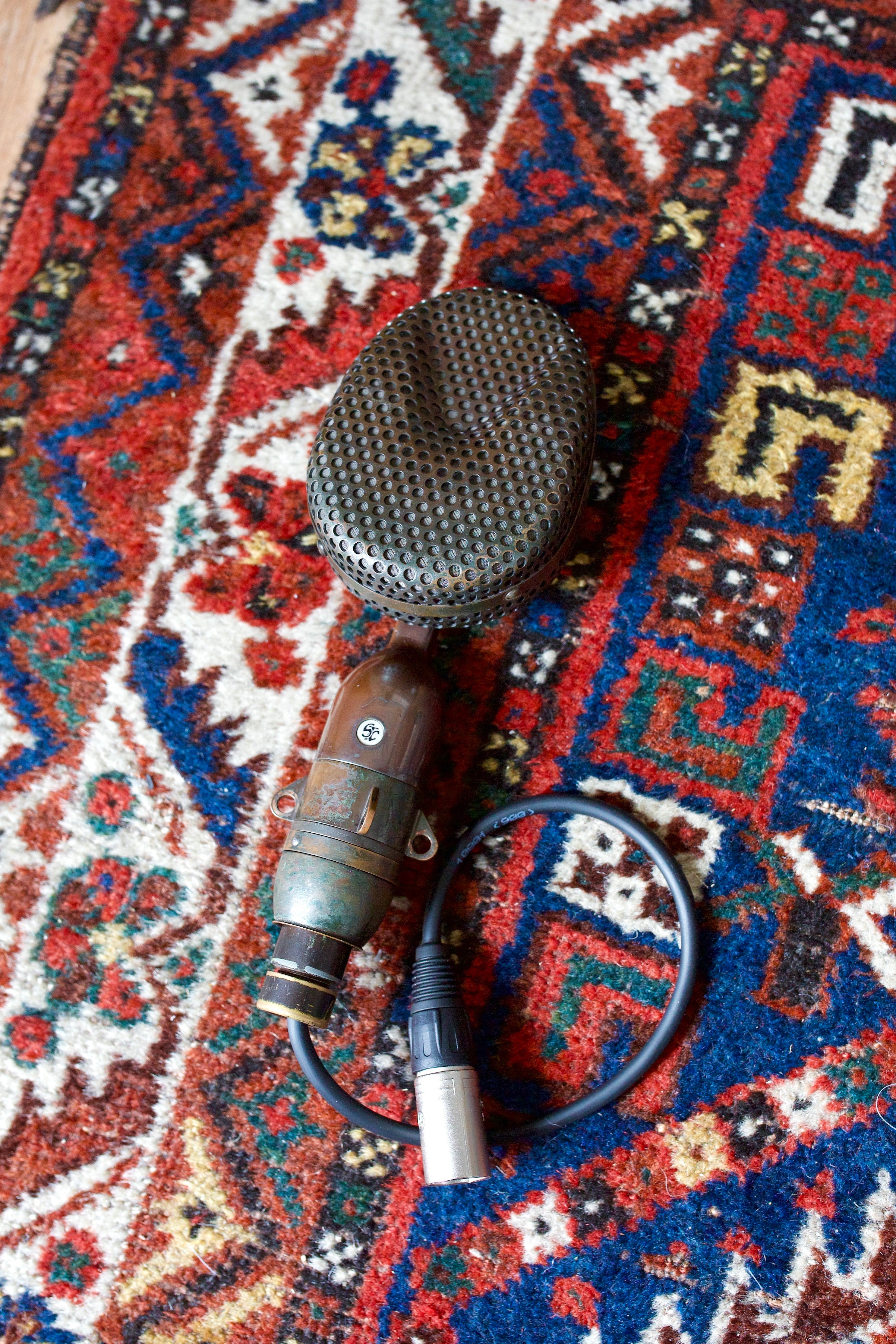 STC 4038 Ribbon Microphone